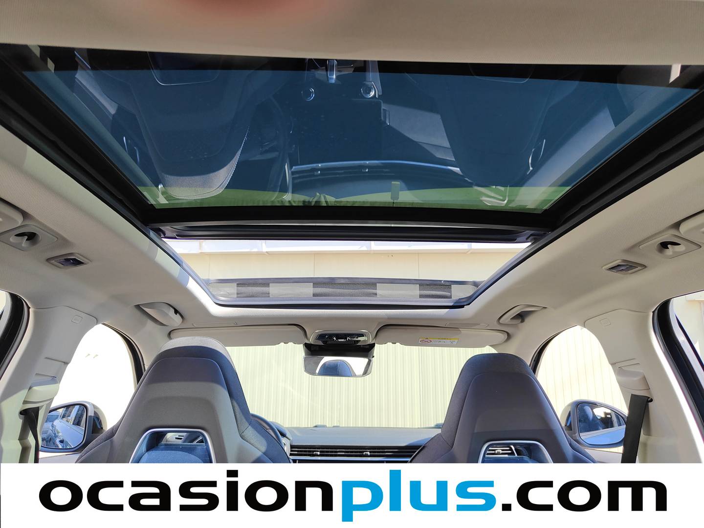 Extras y acabados del Lynk & Co 01 Lynk & Co 01 1.5 PHEV (261 CV)