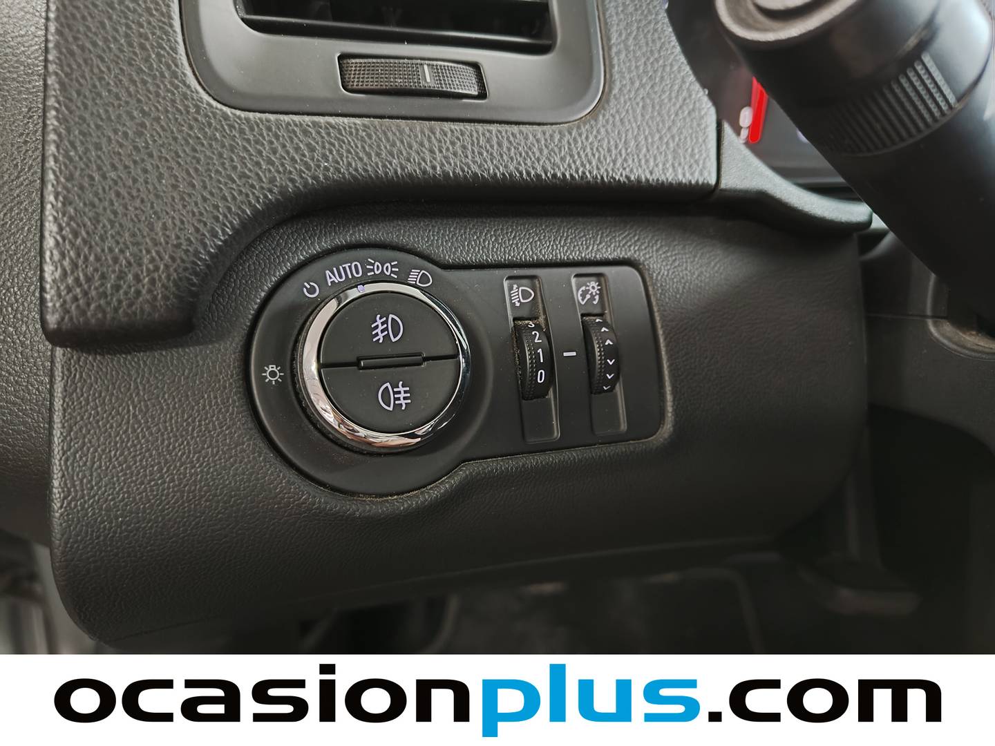 Equipamiento del Opel Insignia Opel Insignia 2.0 CDTI ecoFlex S&S Selective (140 CV)