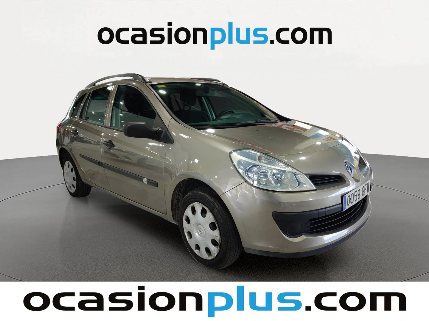 Foto delantera Renault Clio RENAULT Nuevo Clio Grand Tour Authentique 1.2 16v 75 eco2 ( 75 cv ) derecha