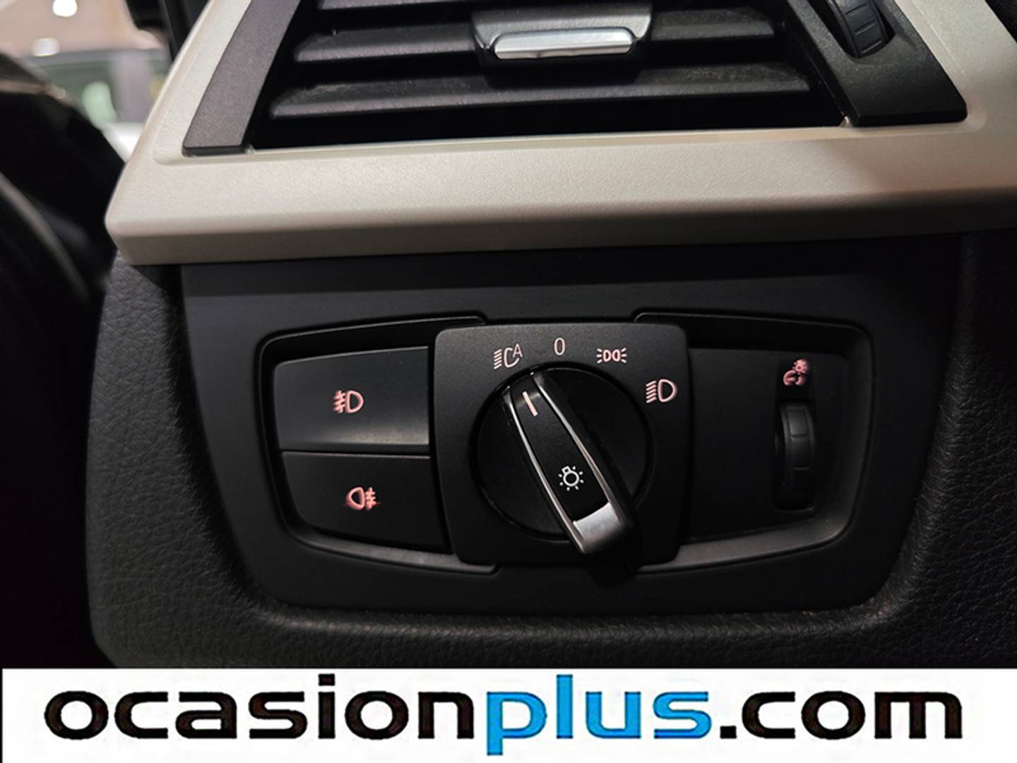 Foto BMW Serie 3 BMW Serie 3 318d (143 CV)