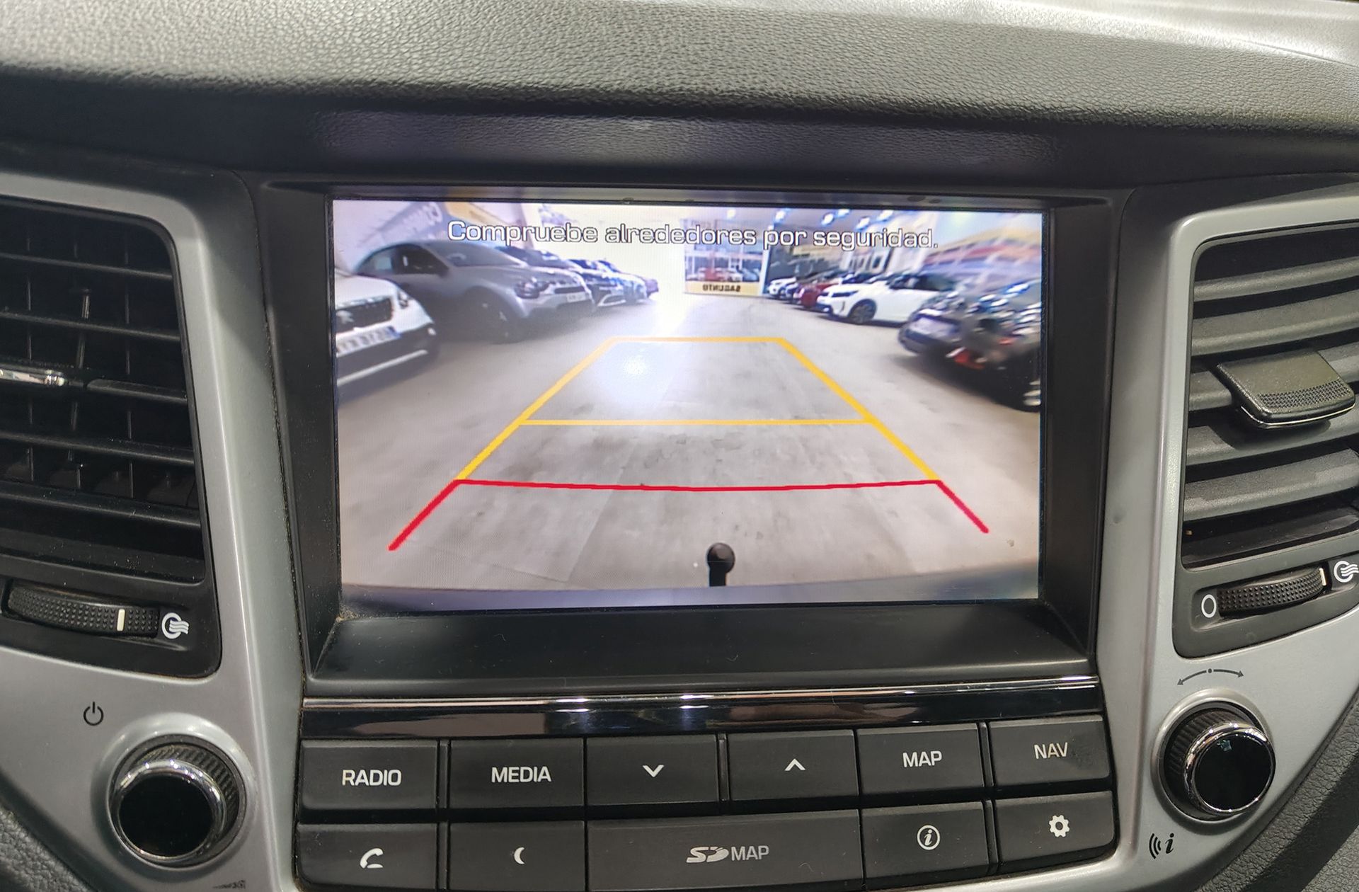 Hyundai Tucson 1.6 T-GDi Style 4x4 DCT - foto 8