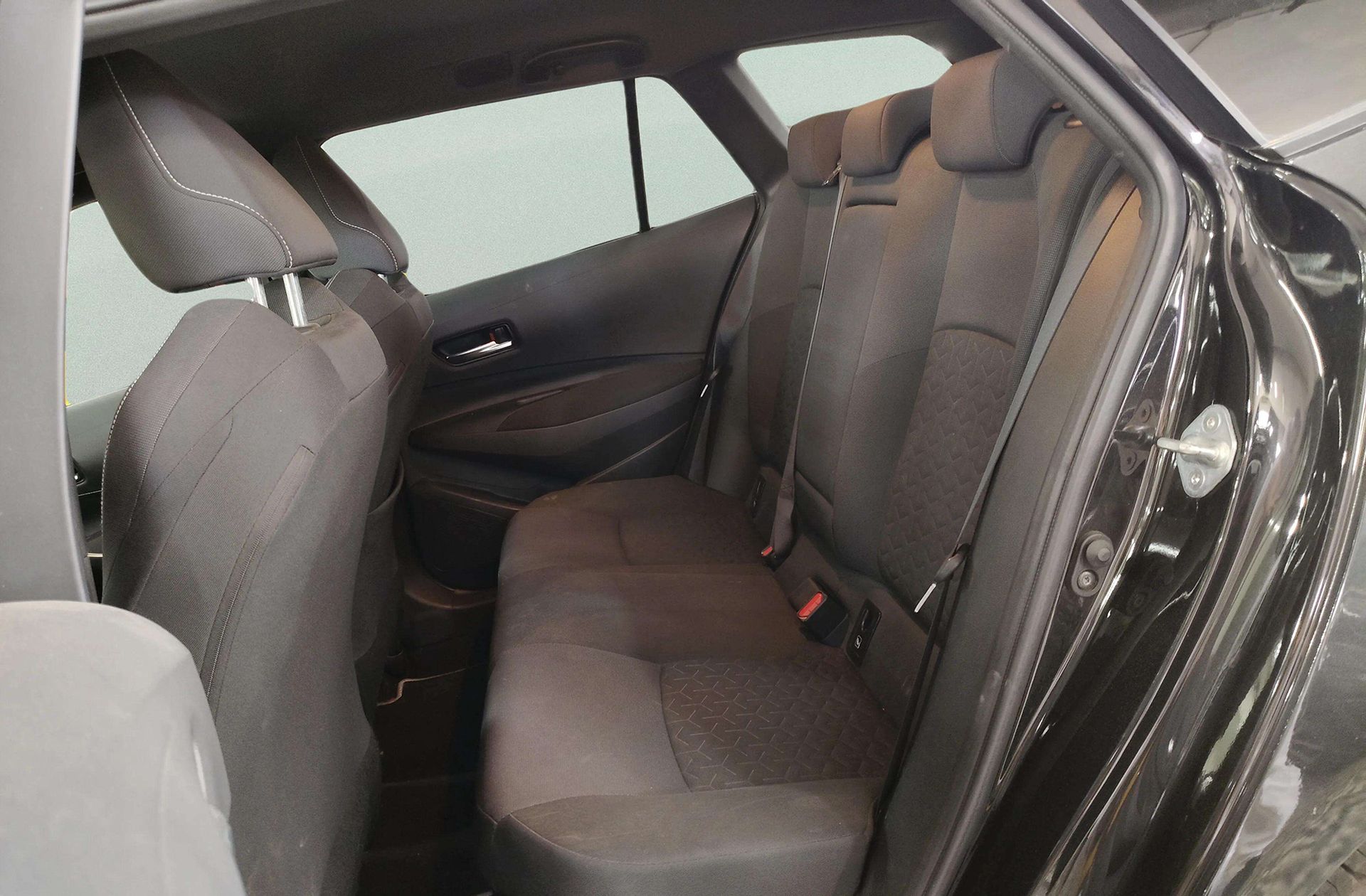 Toyota Corolla 125H Active Tech E-CVT - foto 10
