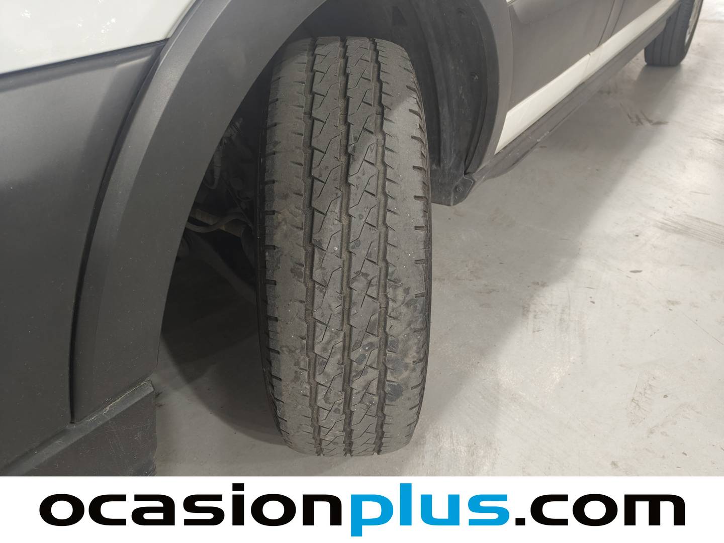 Foto Ford Transit Ford Transit Furgon 350 MHEV L3H2 Trend (130 CV)