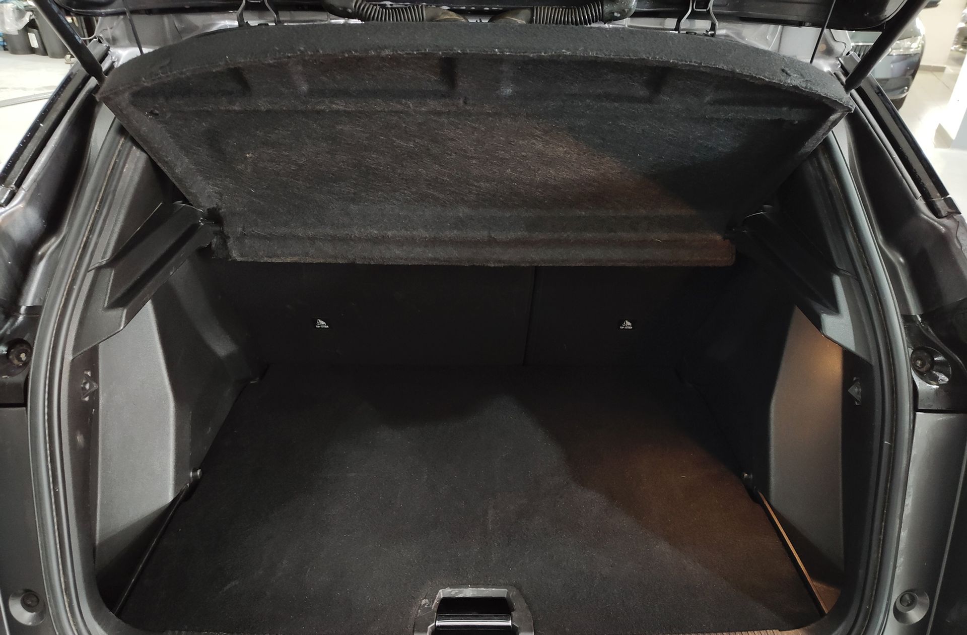 Peugeot 2008 PureTech 100 Allure - foto 14