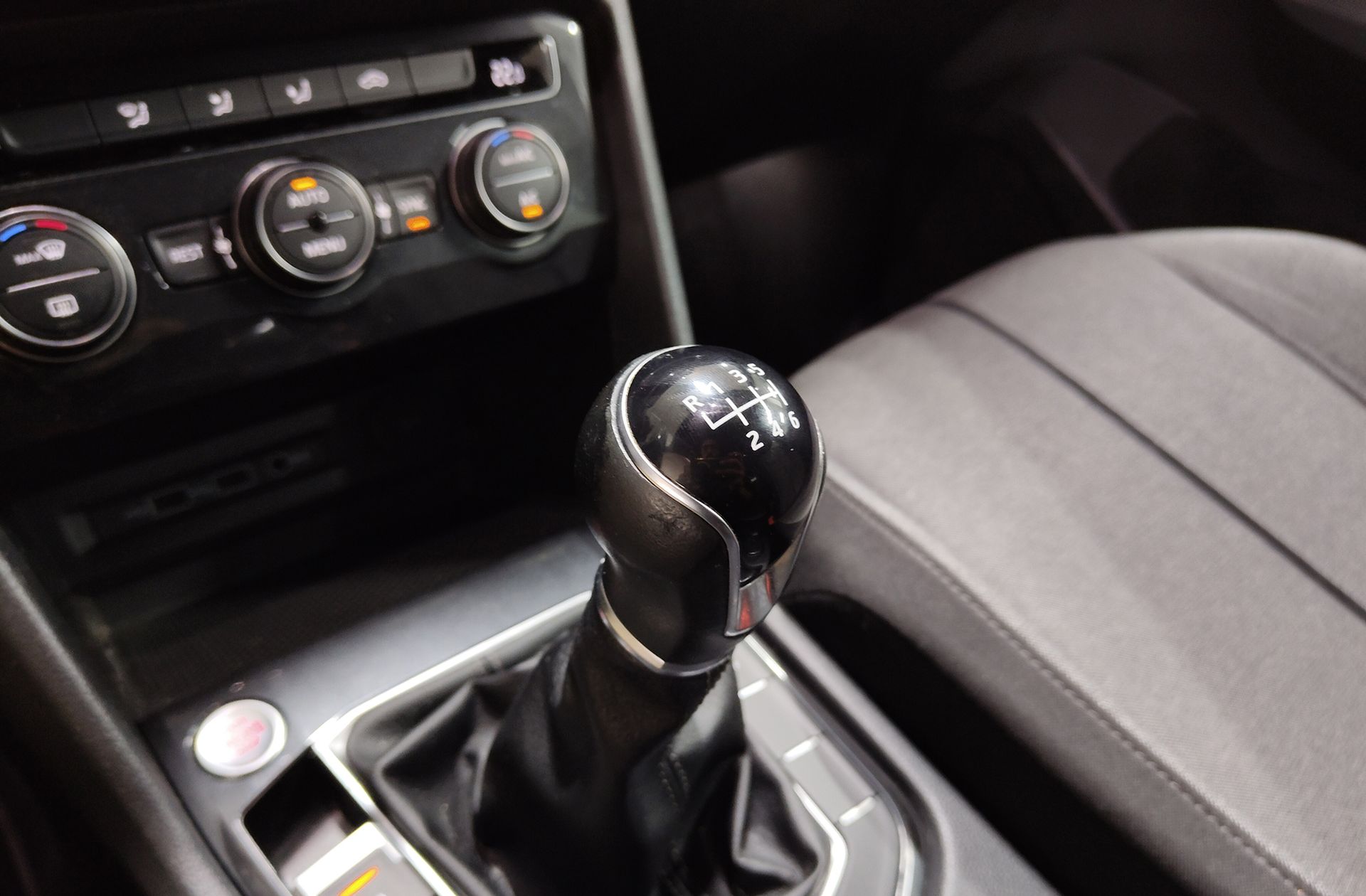 SEAT Tarraco 1.5 TSI Style Plus - foto 5