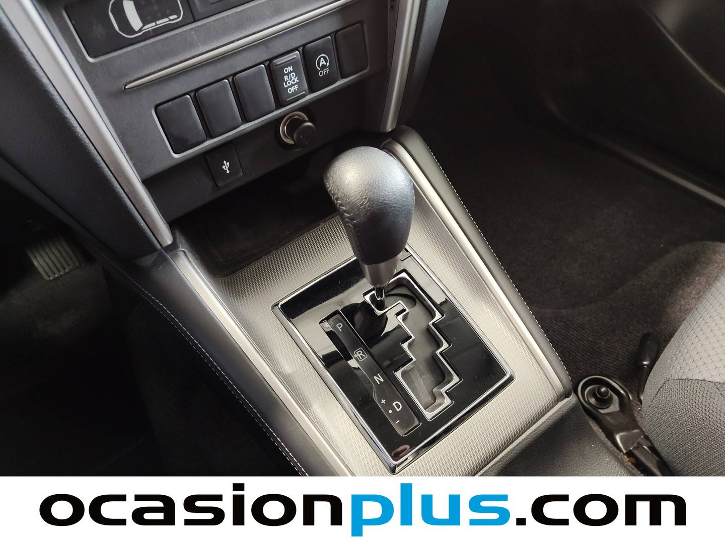 Mitsubishi L200 Mitsubishi L200 220 DI-D Doble Cabina M-Pro Auto (150 CV) 4x4 de segunda mano