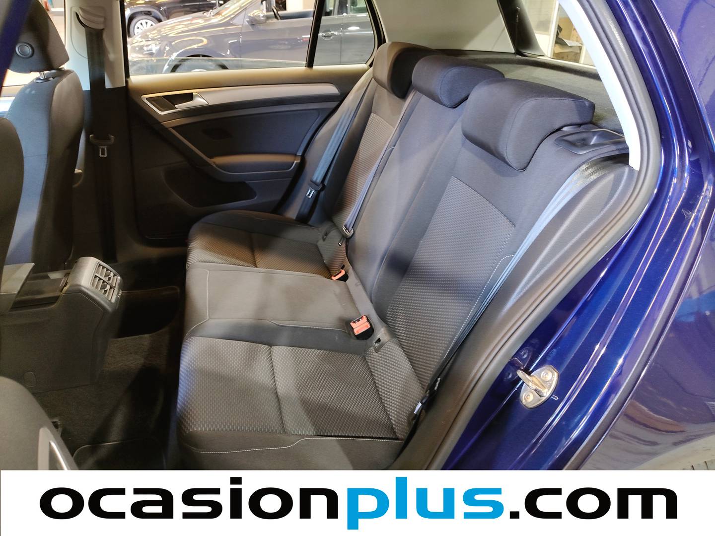 Foto asientos traseros Volkswagen Golf Volkswagen Golf Last Edition 1.5 TSI Evo (130 CV)