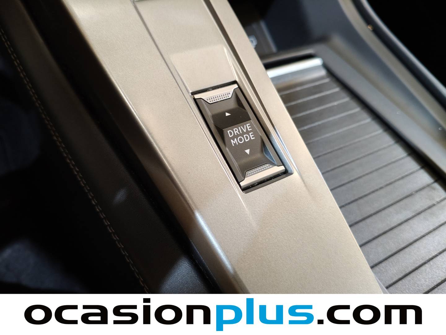 Foto Peugeot 408 Peugeot 408 Allure PHEV 180 e-EAT8 (181 CV)