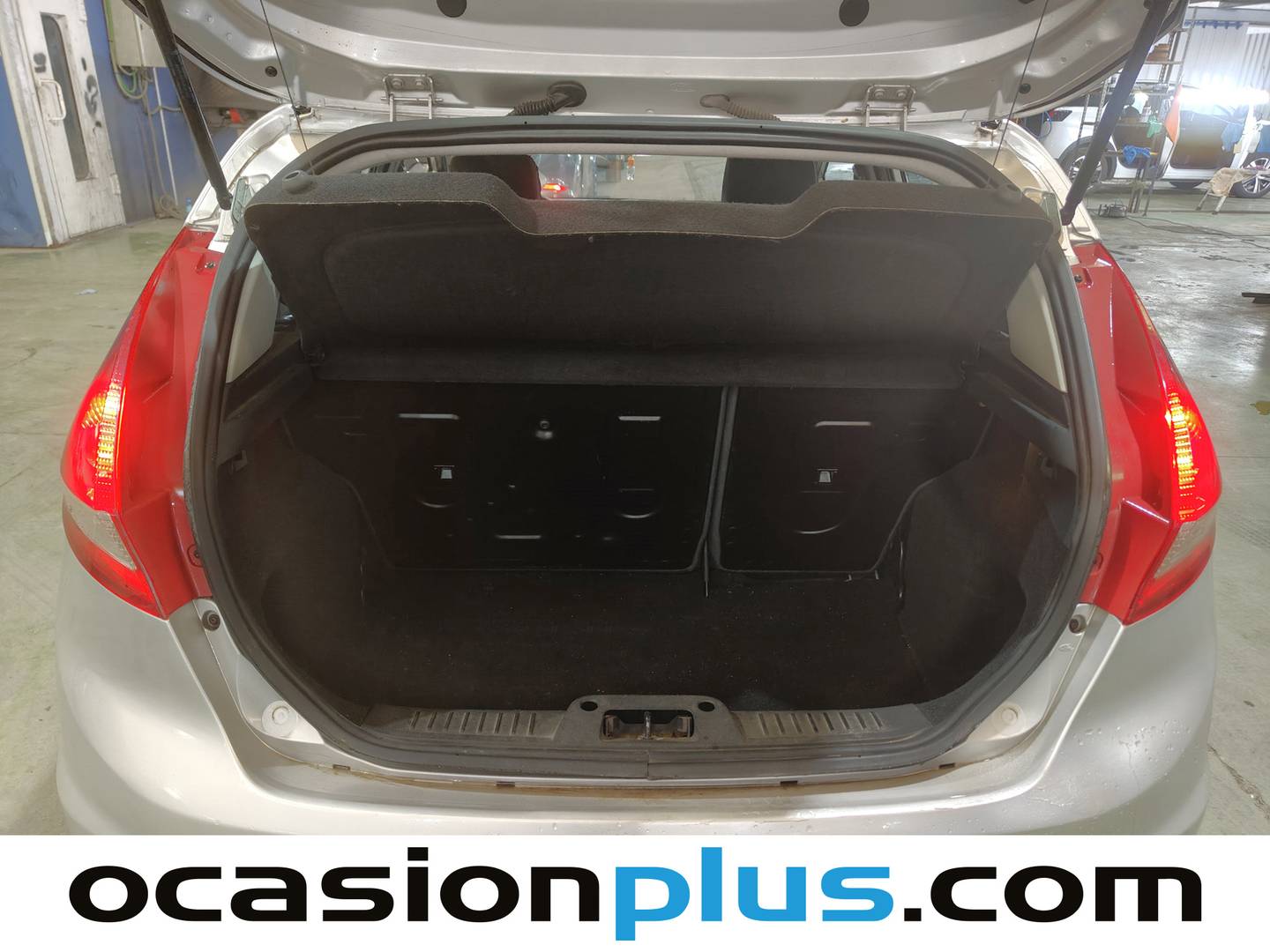 Fotos maletero Ford Fiesta Ford Fiesta 1.4 Trend (96 CV)