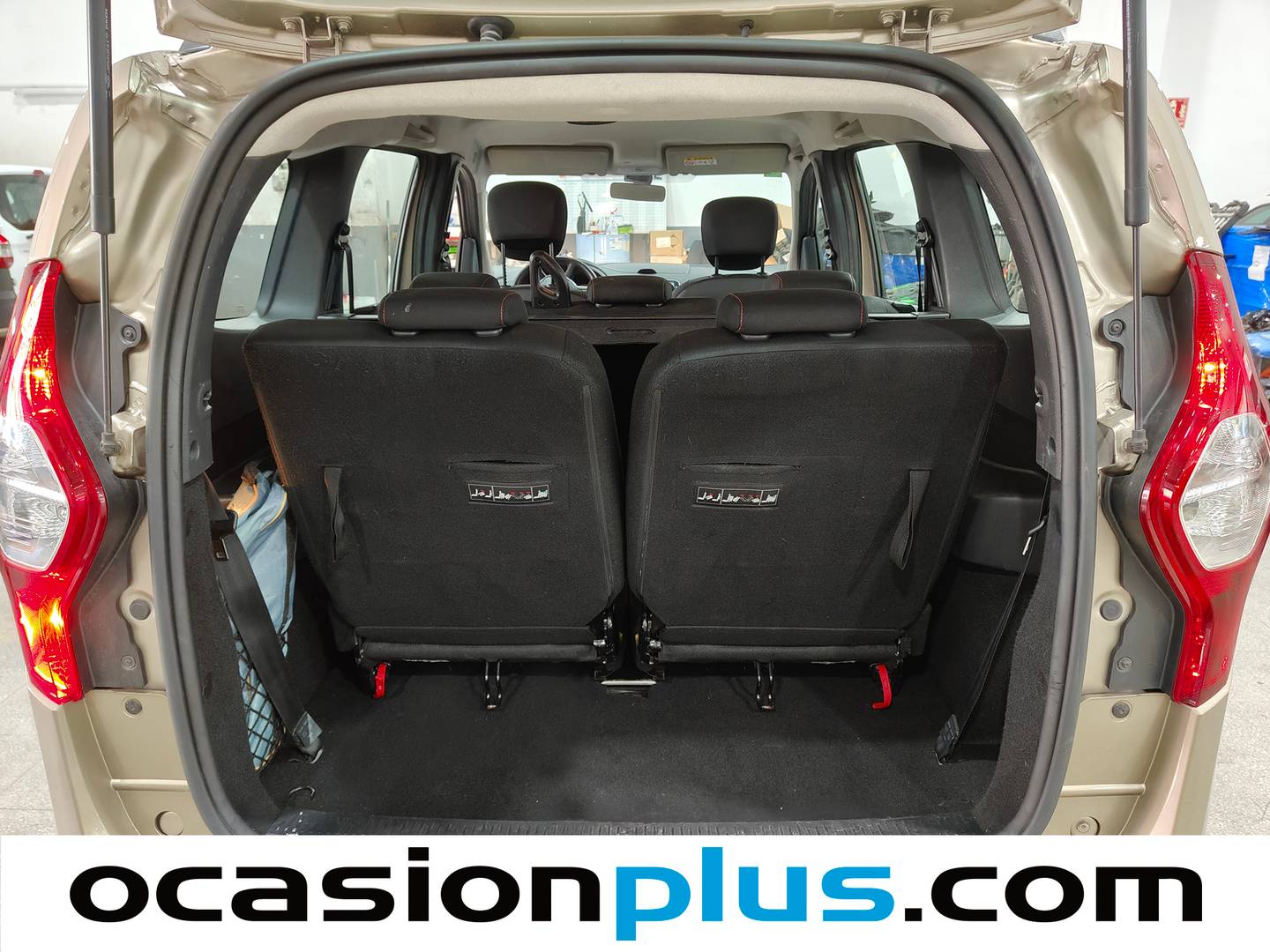 Foto Dacia Lodgy Dacia Lodgy Serie Limitada Xplore TCE GPF (130 CV) 7 Plazas siete plazas
