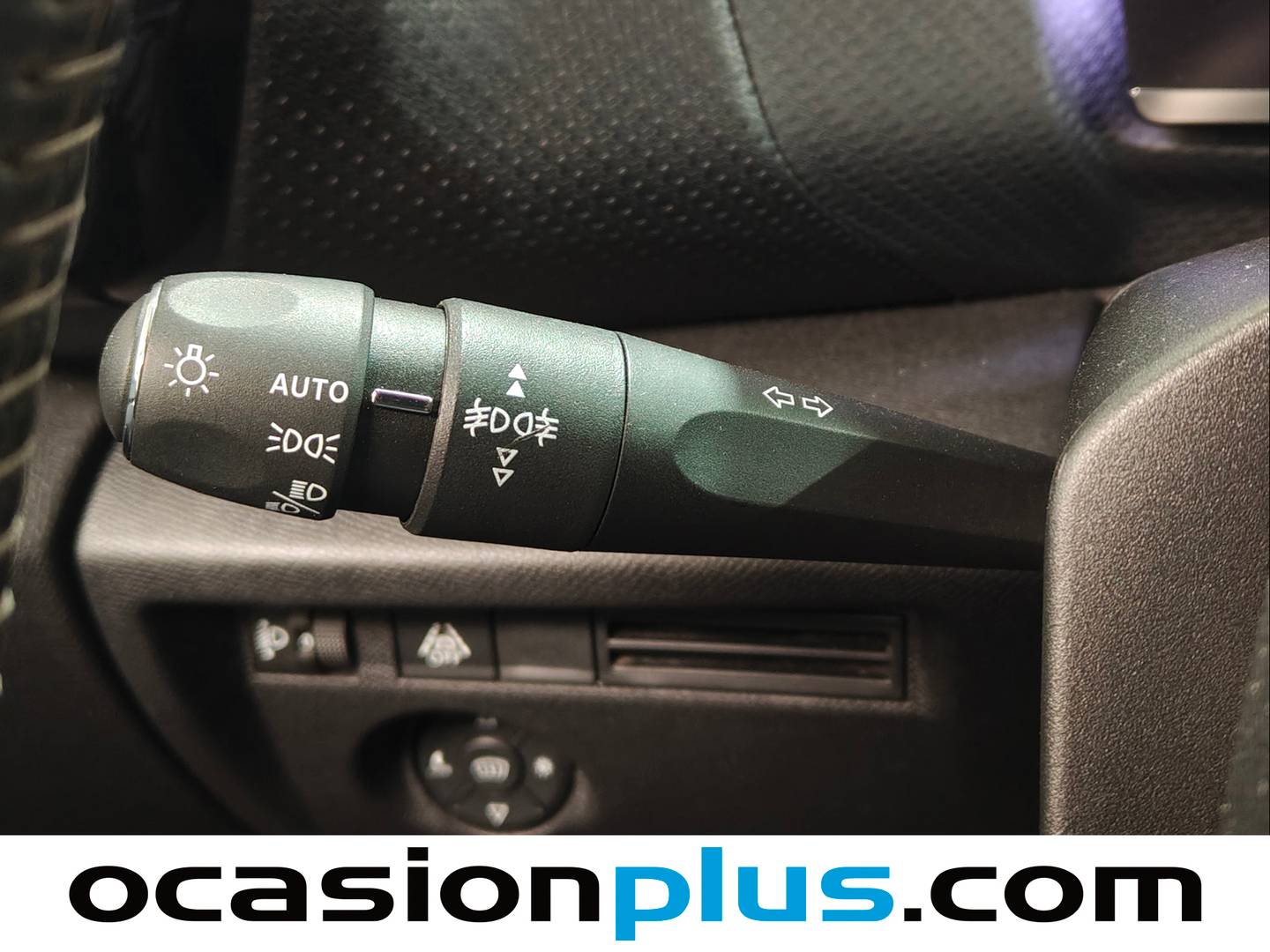 Acabados Citroën C4 Citroën C4 PureTech 130 S&S 6v Feel Pack (130 CV)
