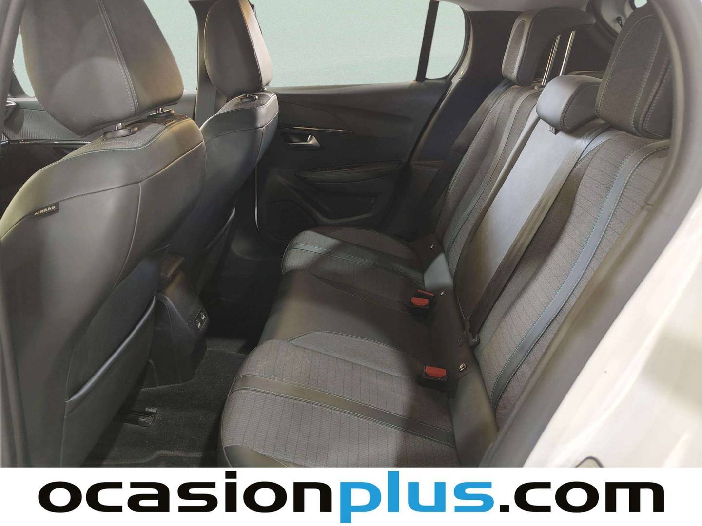 Foto asientos traseros Peugeot 208 Peugeot 208 PureTech 100 Allure (100 CV)