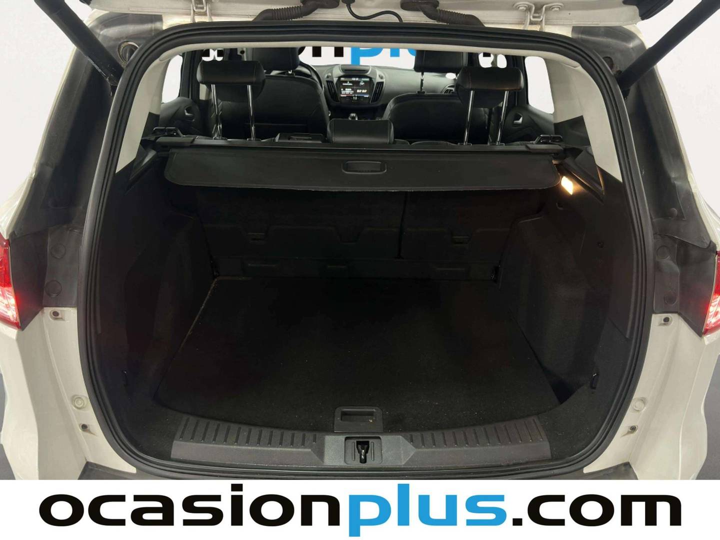 Fotos maletero Ford Kuga Ford Kuga 1.5 EcoBoost S&S Titanium 4x4 Auto (182 CV)