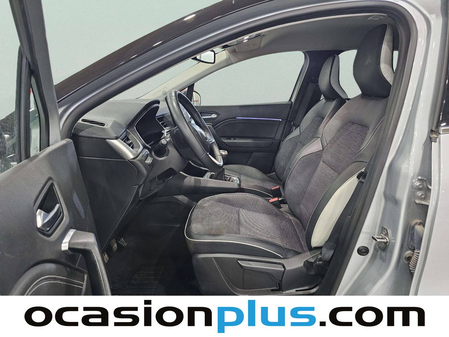 Foto asientos delanteros Renault Captur Renault Captur Techno TCe (90 CV)