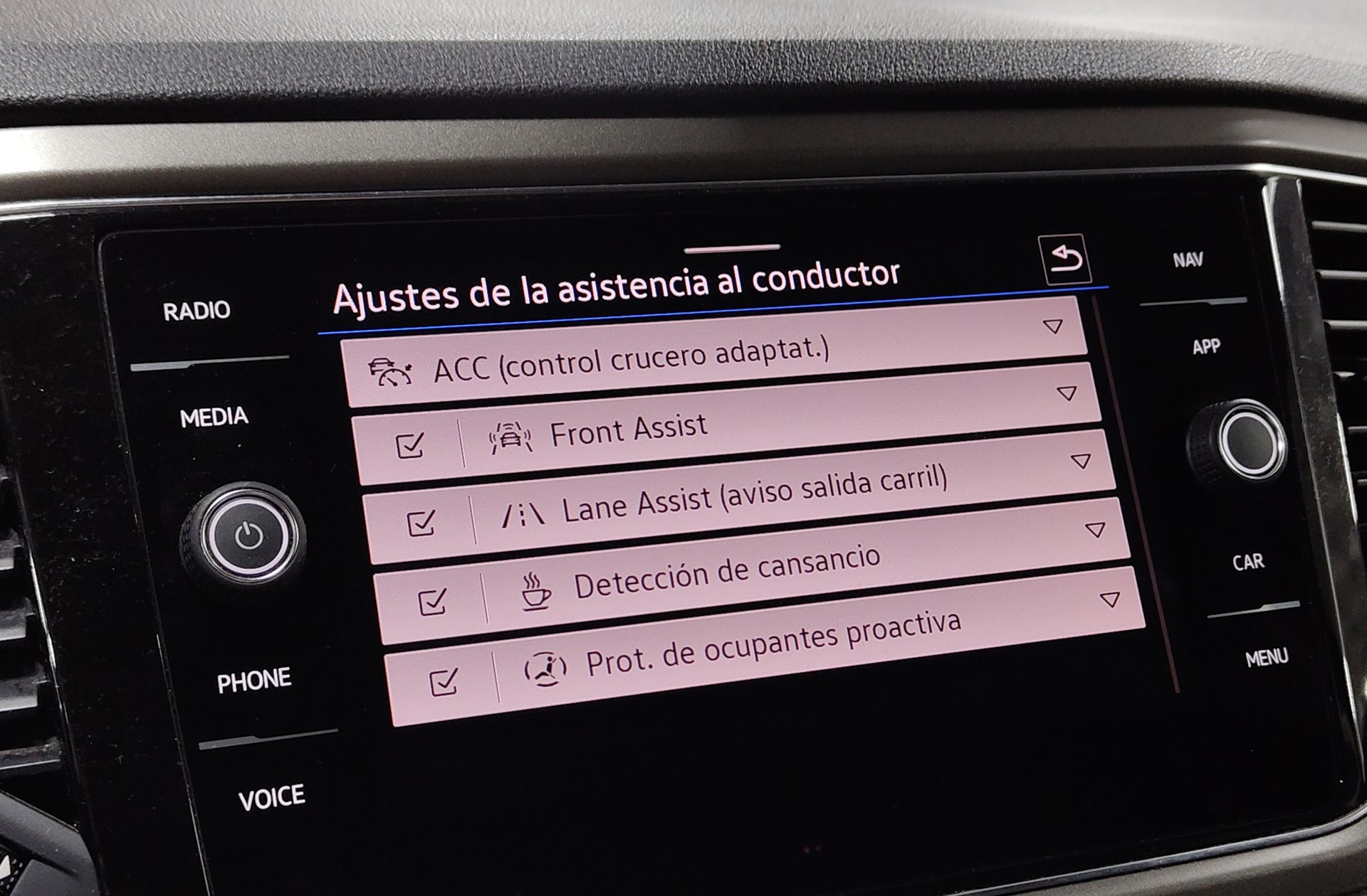 Volkswagen T-Roc Advance 1.0 TSI - foto 10