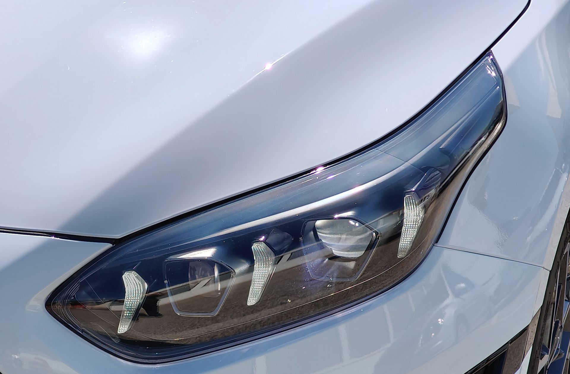 Kia ProCeed 1.5 MHEV GT Line DCT - foto 15