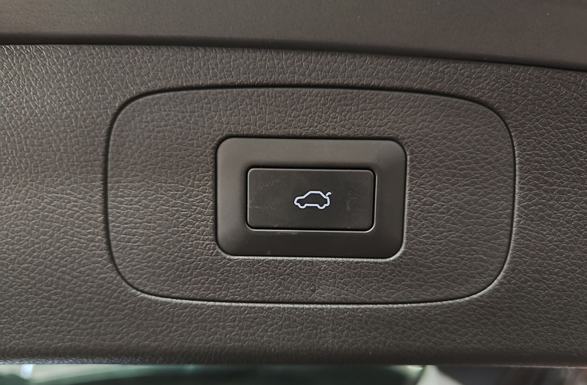Ebro s700 1.6 T-GDi Luxury 7 DCT - foto 19