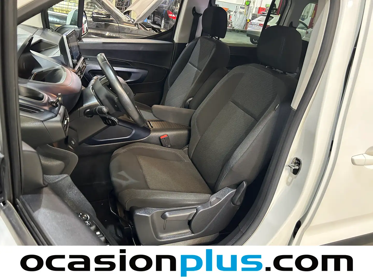 Foto Peugeot Rifter Peugeot Rifter PureTech Allure Standard (110 CV)