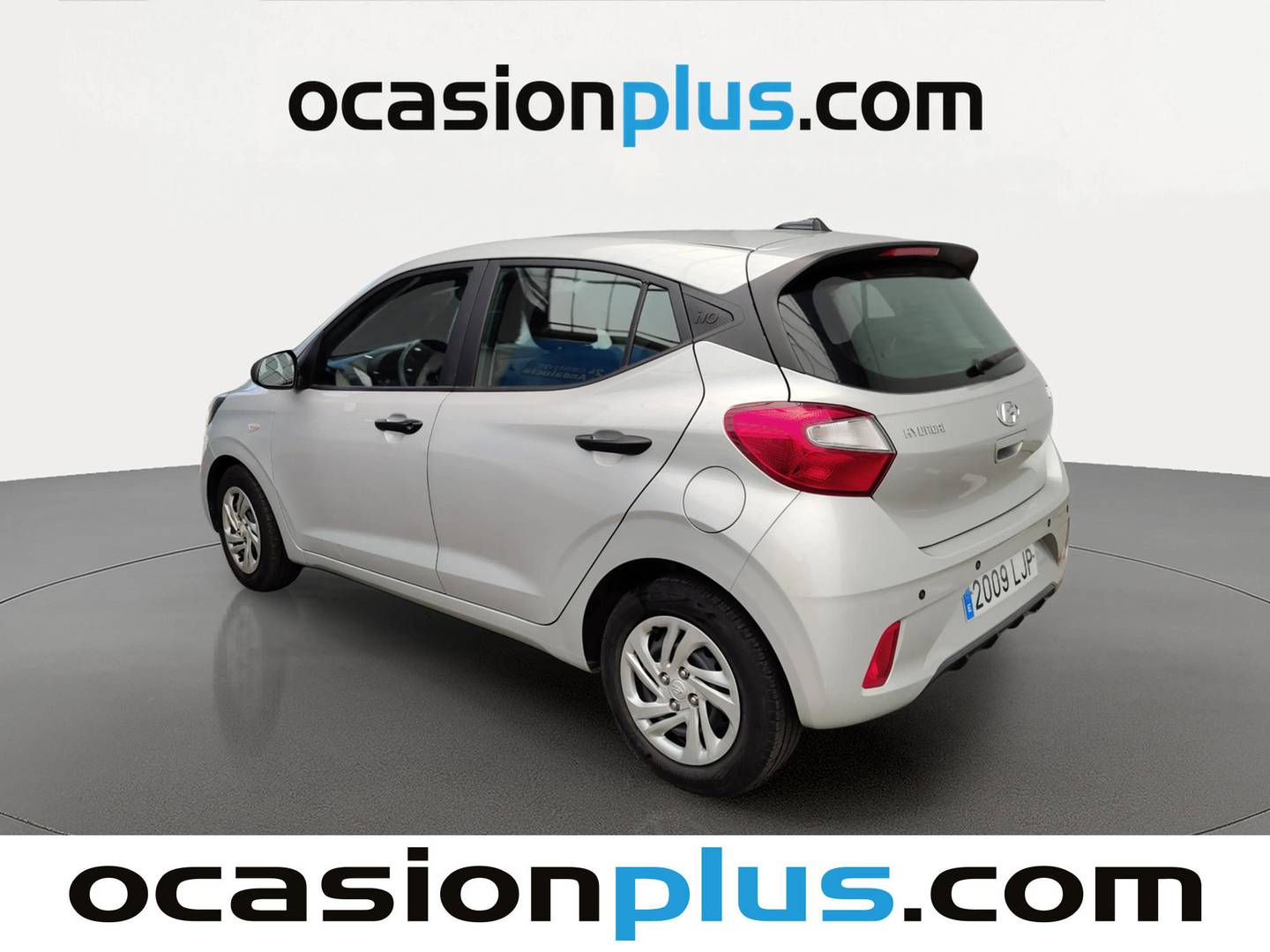 Foto trasera Hyundai i10 Hyundai i10 1.0 Essence (67 CV) izquierda