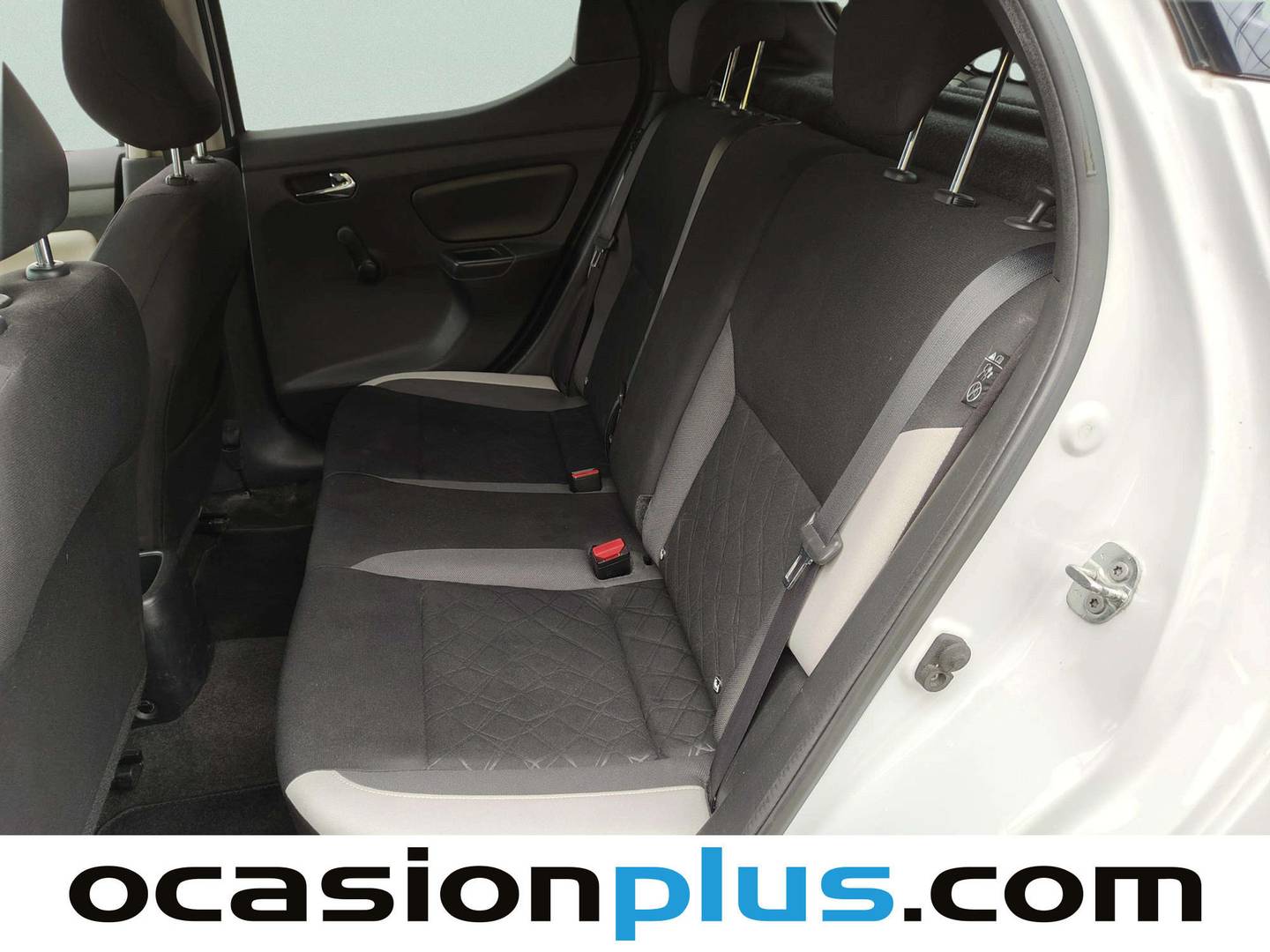 Foto asientos traseros Nissan Micra Nissan Micra 1.5 dCi Acenta (90 CV)
