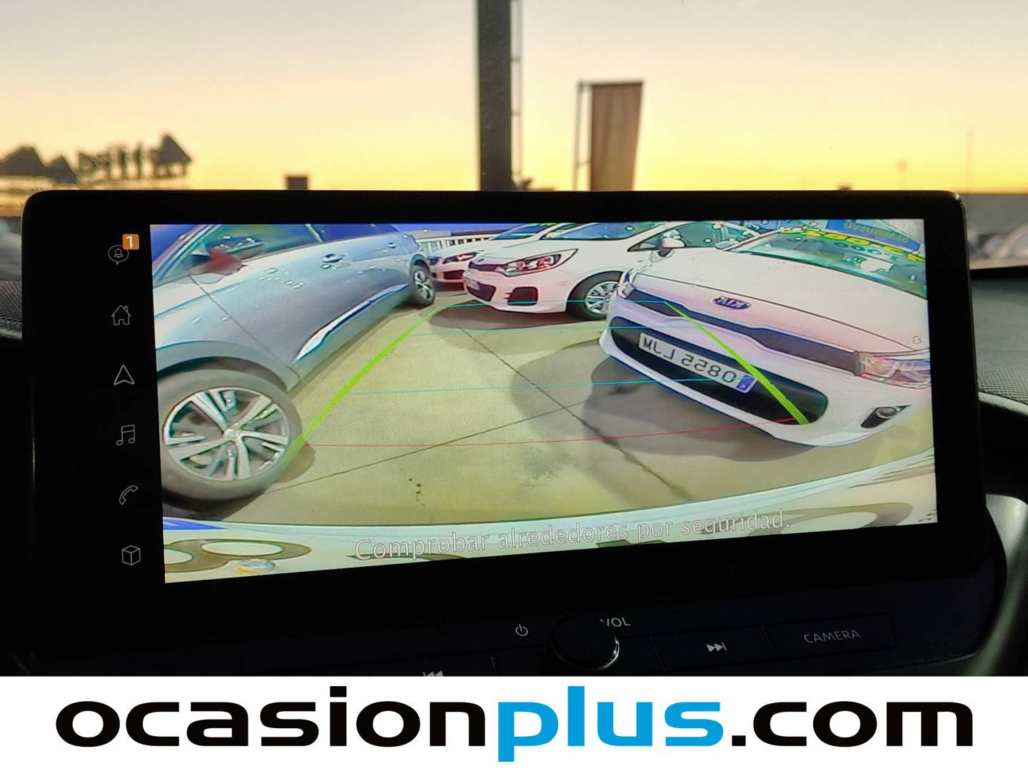 Foto Nissan JUKE Nissan Juke DIG-T N-Connecta 4x2 (114 CV)