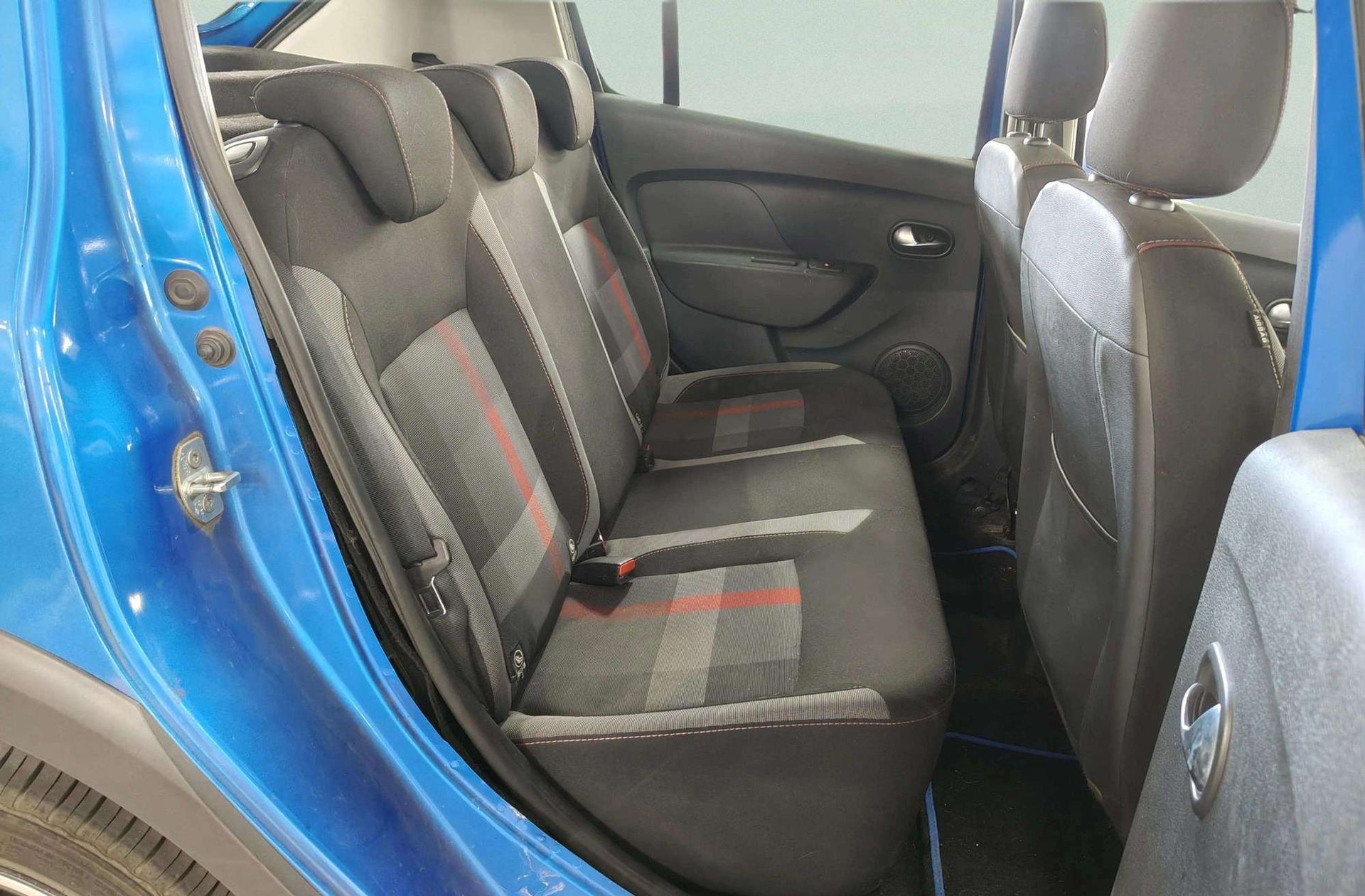 Dacia Sandero Serie Limitada Xplore TCe GLP - foto 18