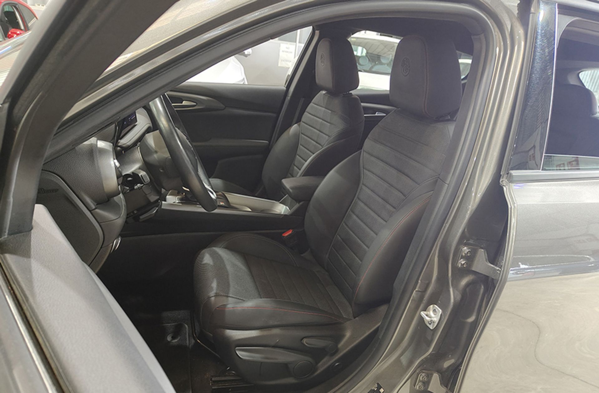 Alfa Romeo Tonale 1.5 MHEV Sprint FWD - foto 10