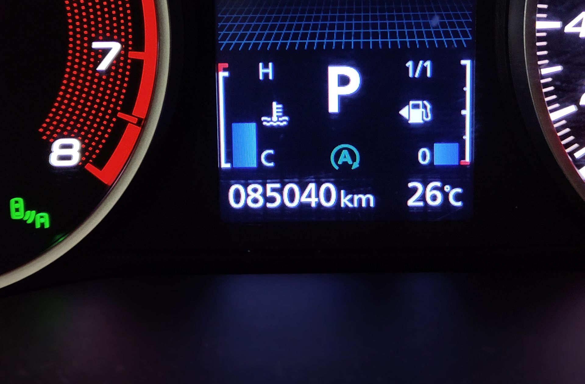 Mitsubishi Eclipse Cross 150T Kaiteki 4WD CVT - foto 11