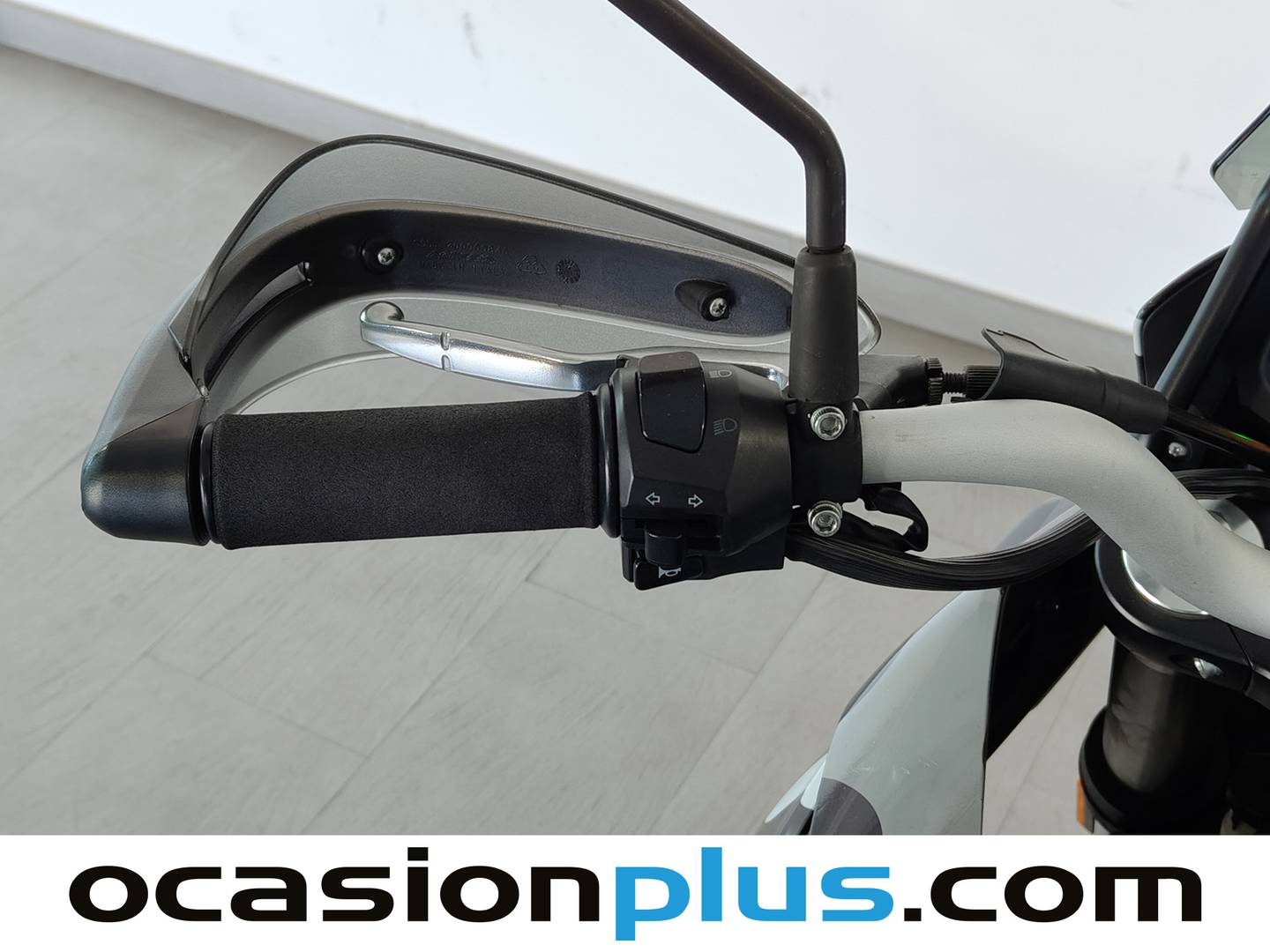 Benelli TRK 251 Benelli TRK 251 (26 CV) manual