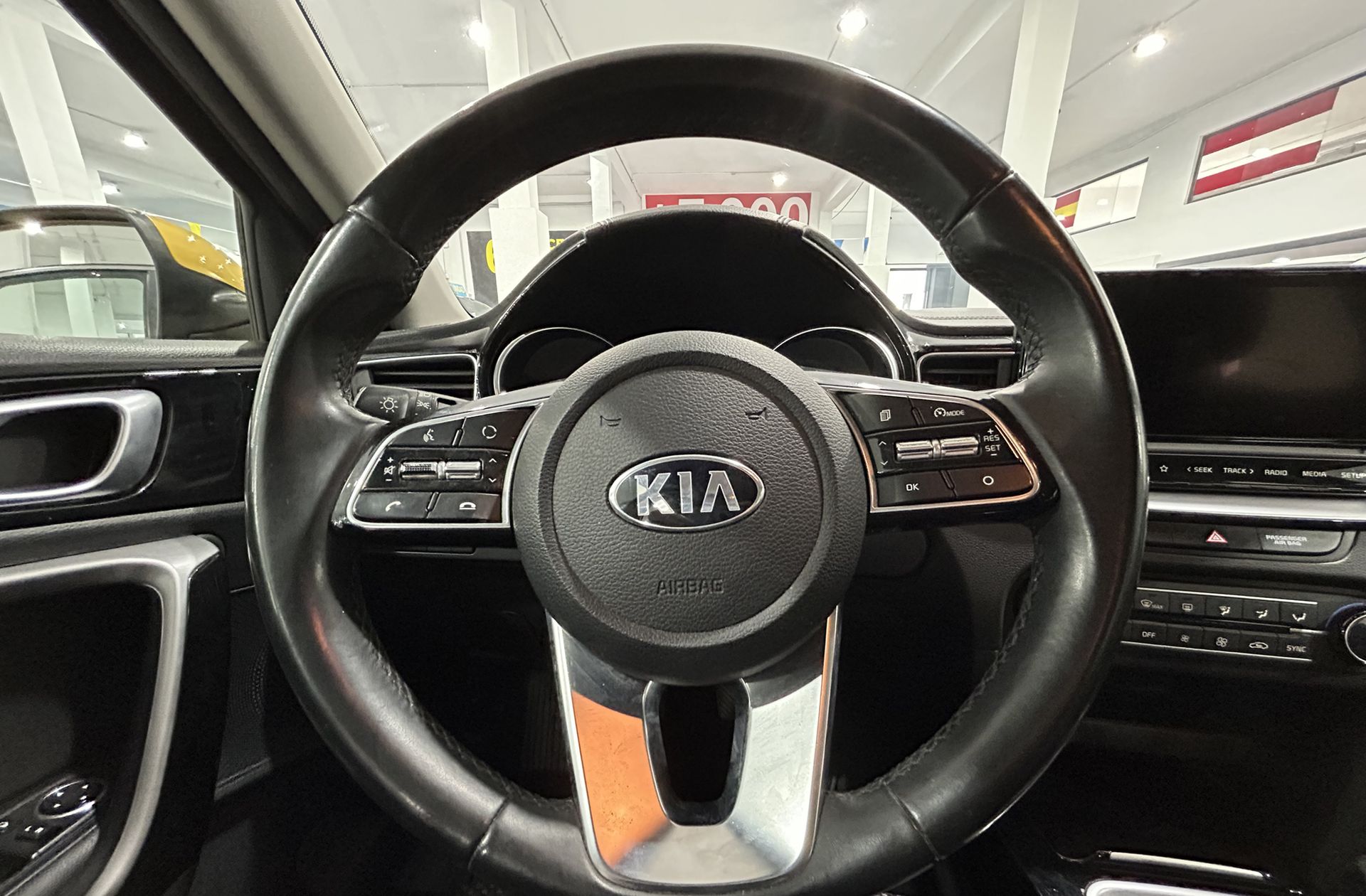 Kia XCeed 1.5 MHEV iMT Tech - foto 20
