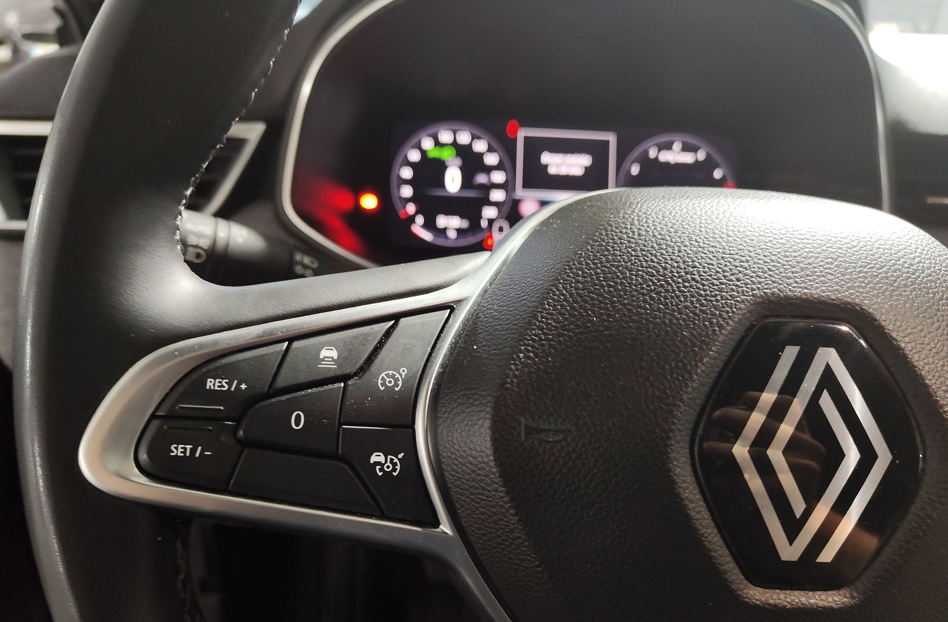 Renault Clio Techno TCe - foto 27