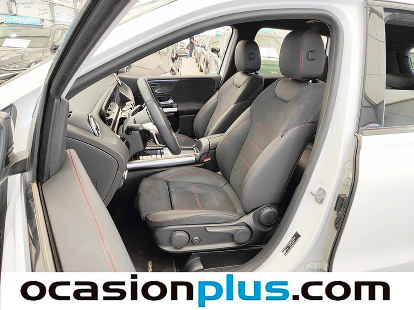 Foto Mercedes Clase B Mercedes-Benz Clase B 250 e  (218 CV) Pack AMG