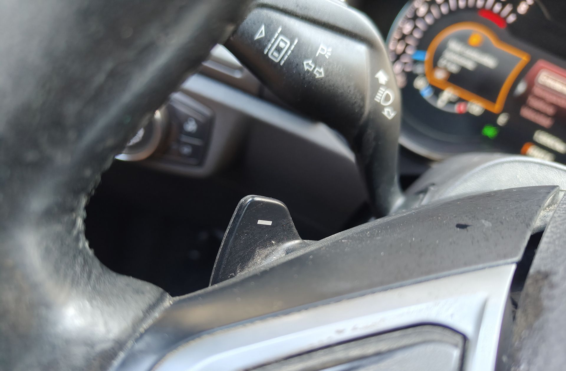 Ford Mondeo 1.5 EcoBoost Titanium Powershift - foto 24
