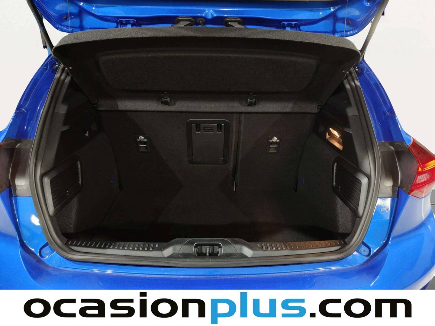 Fotos maletero Ford Focus Ford Focus 1.0 Ecoboost MHEV ST-Line (125 CV)