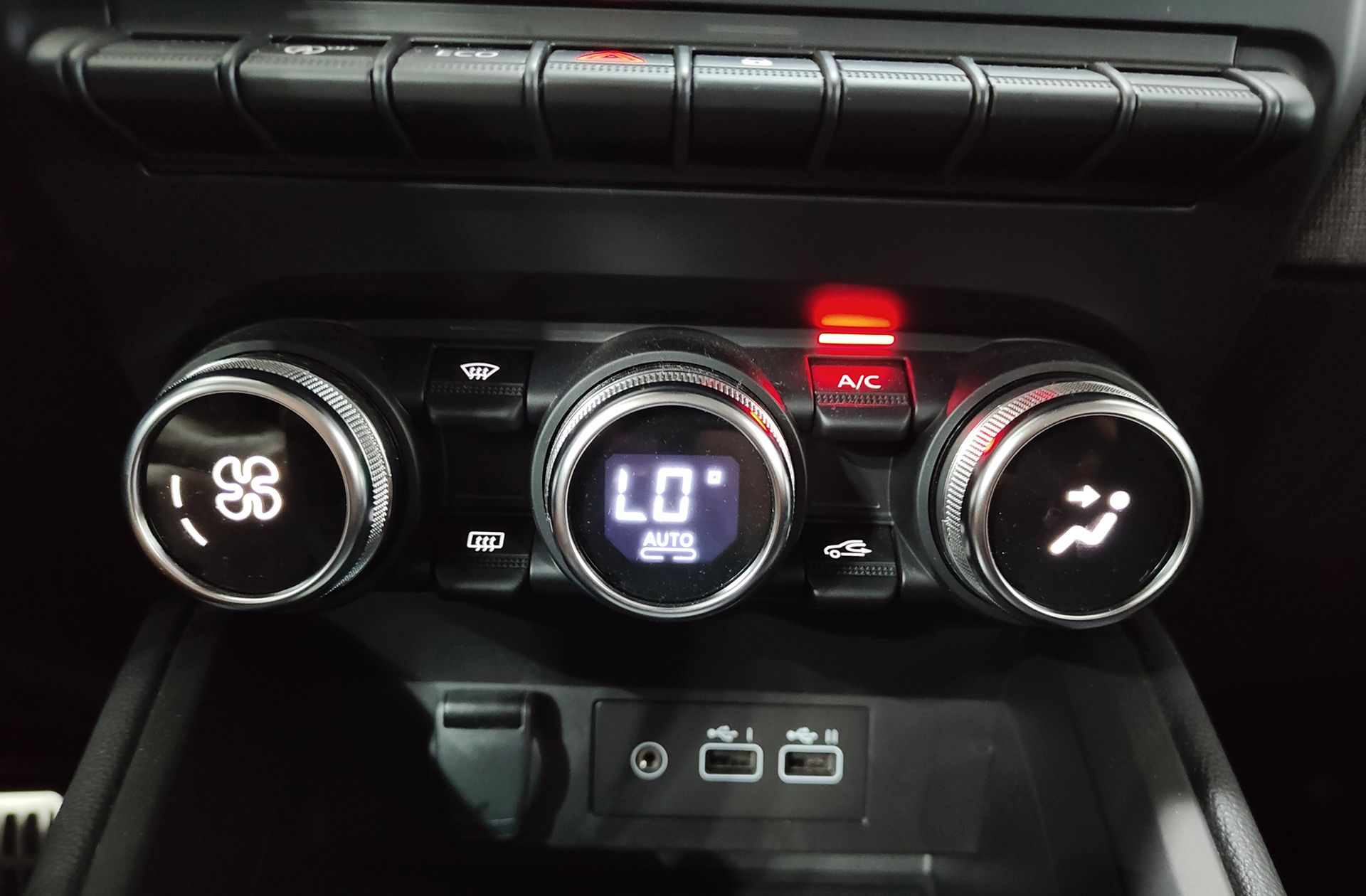 Mitsubishi Colt 100T Motion - foto 30