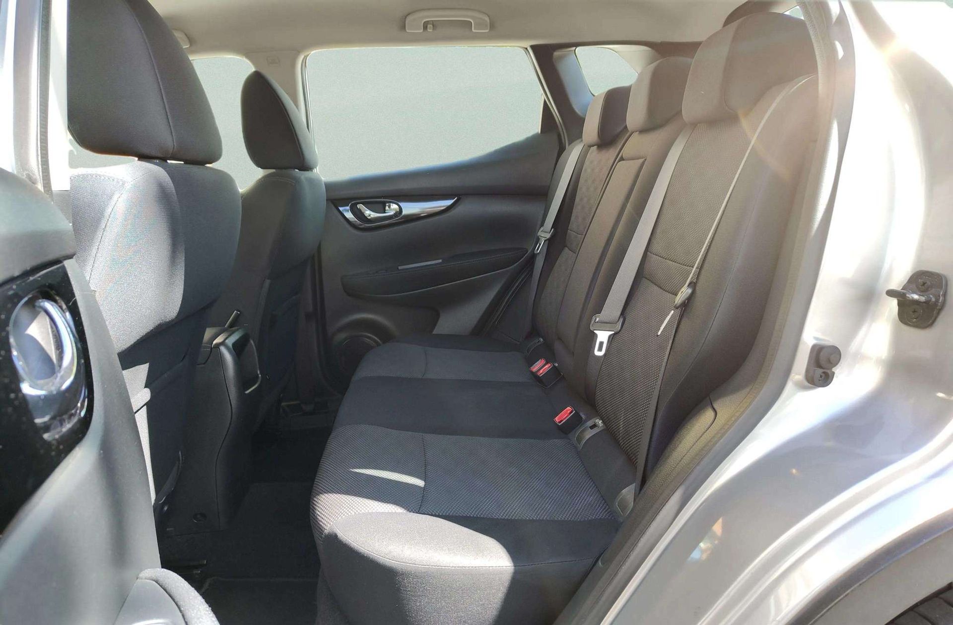 Nissan Qashqai DIG-T 115 Acenta 4x2 XTronic - foto 10