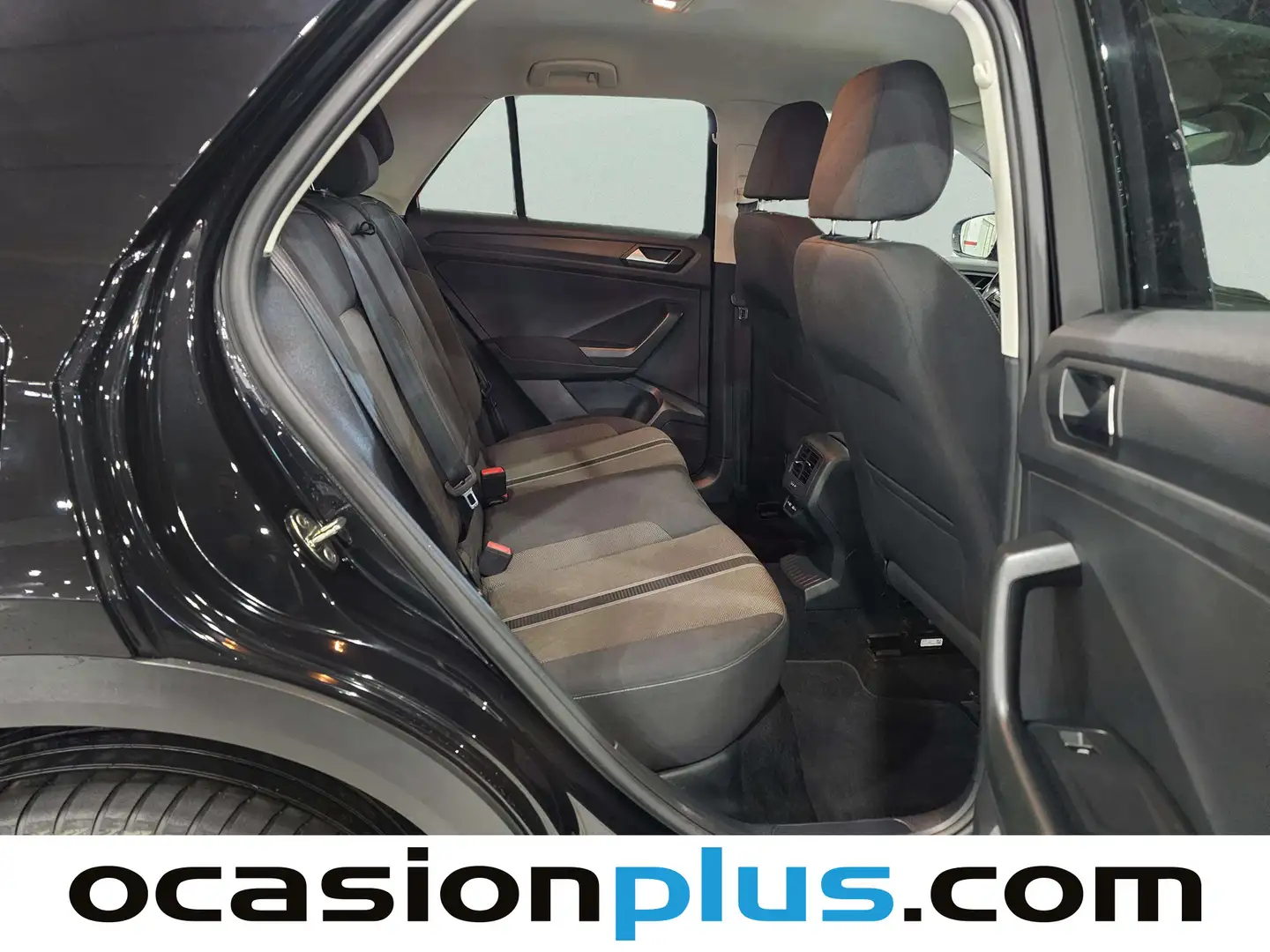 Foto Volkswagen T-Roc Volkswagen T-Roc Advance R-Line 1.0 TSI (110 CV)