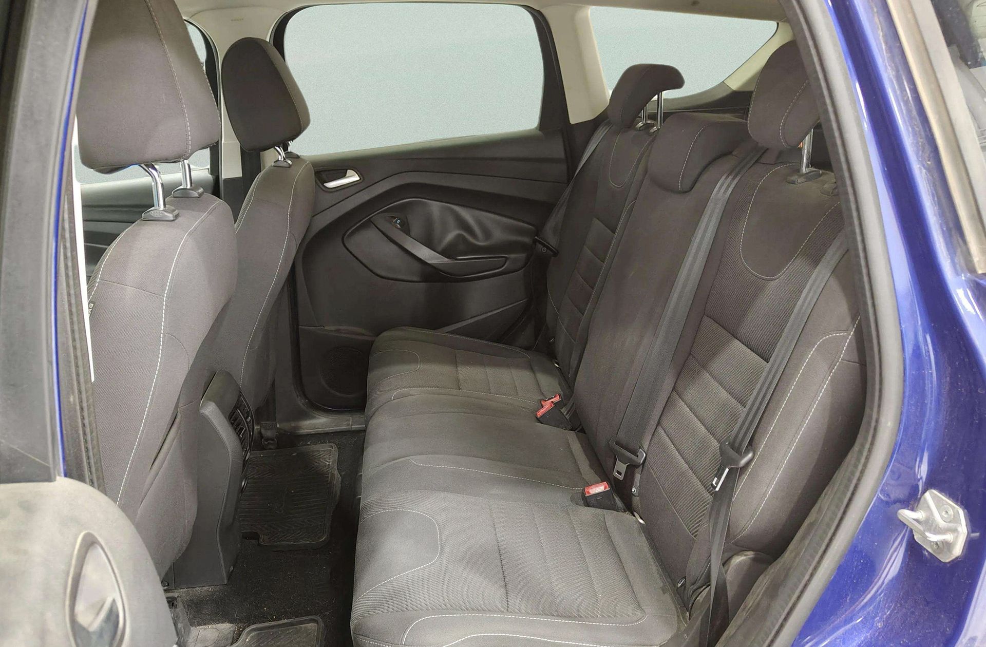 Ford Kuga 1.6 EcoBoost 4x2 Trend - foto 8