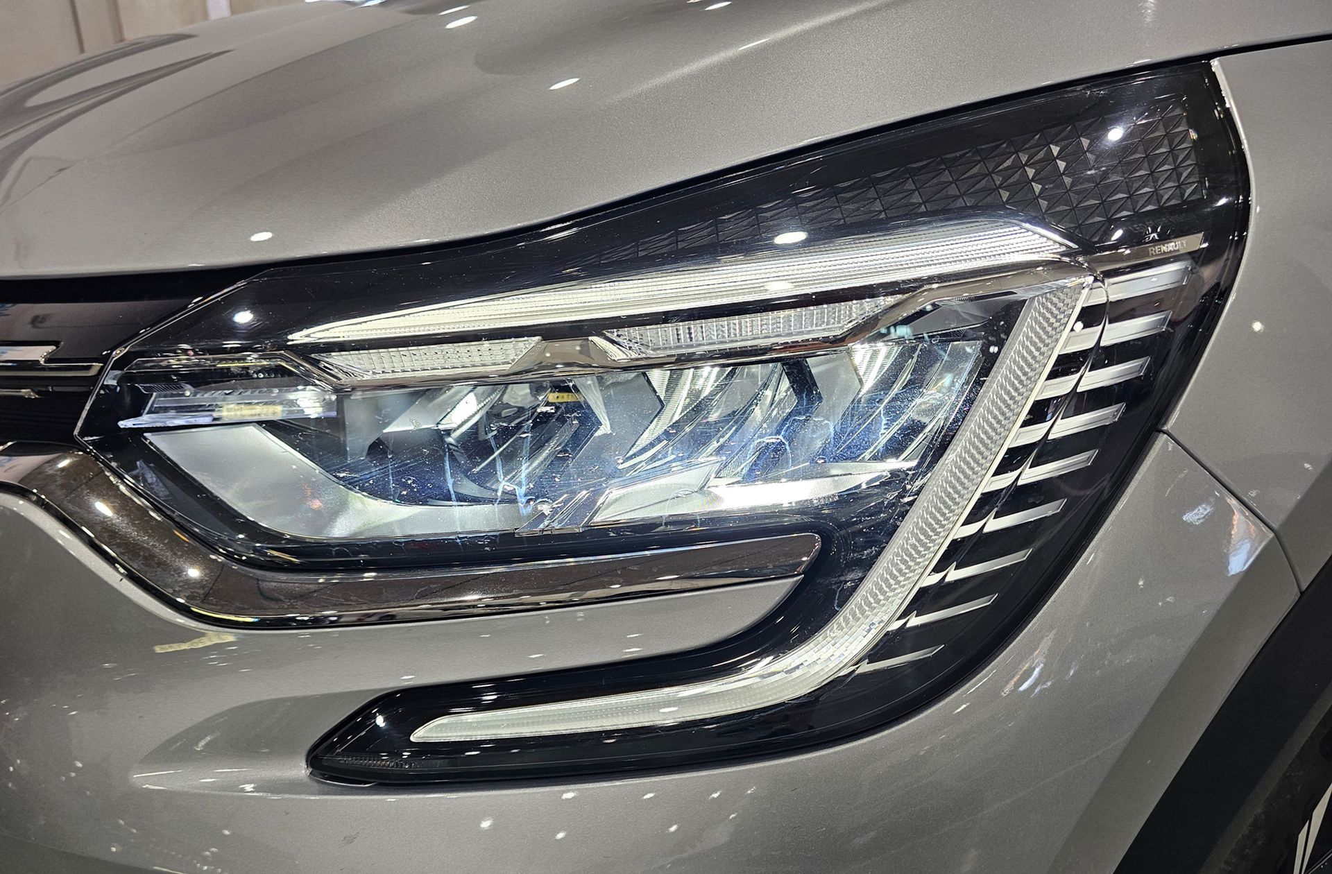 Renault Captur Techno TCe - foto 17