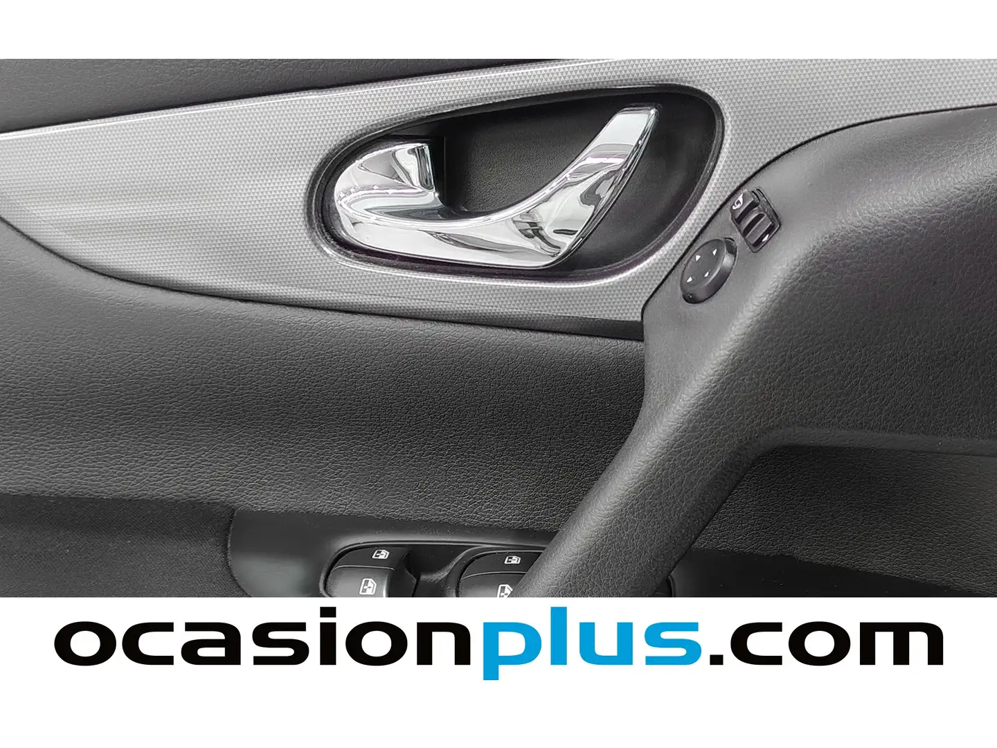 Foto Nissan QASHQAI Nissan Qashqai dCi 110 N-Connecta 4x2 (110 CV)