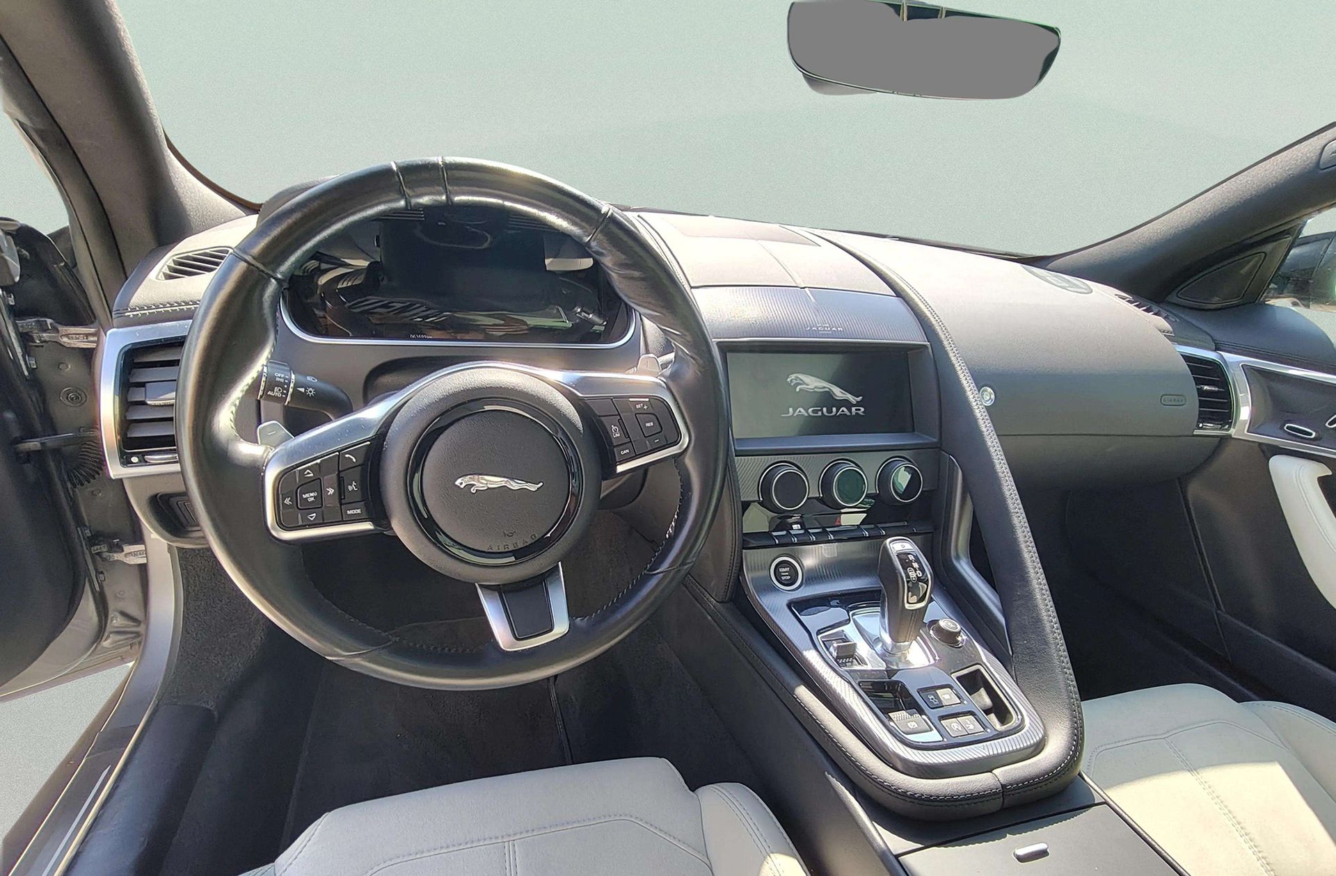 Jaguar F-Type Coupe 2.0 i4 R-Dynamic - foto 8