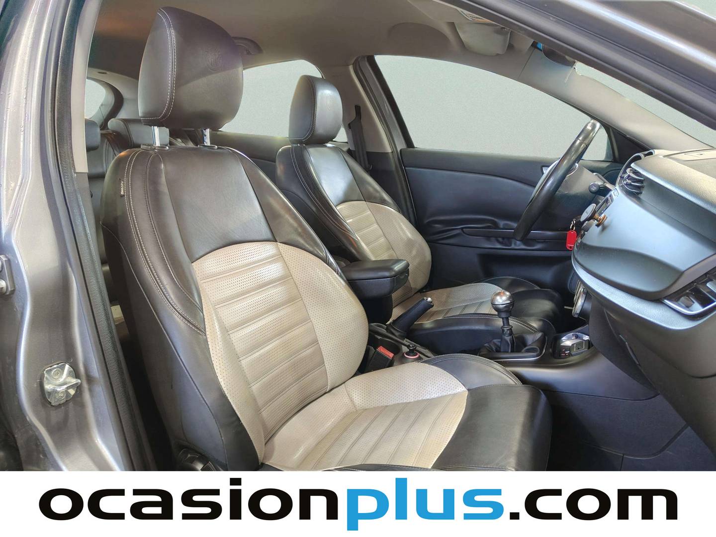 Foto Alfa Romeo Giulietta Alfa Romeo Giulietta 1.6 JTDm Collezione (120 CV)