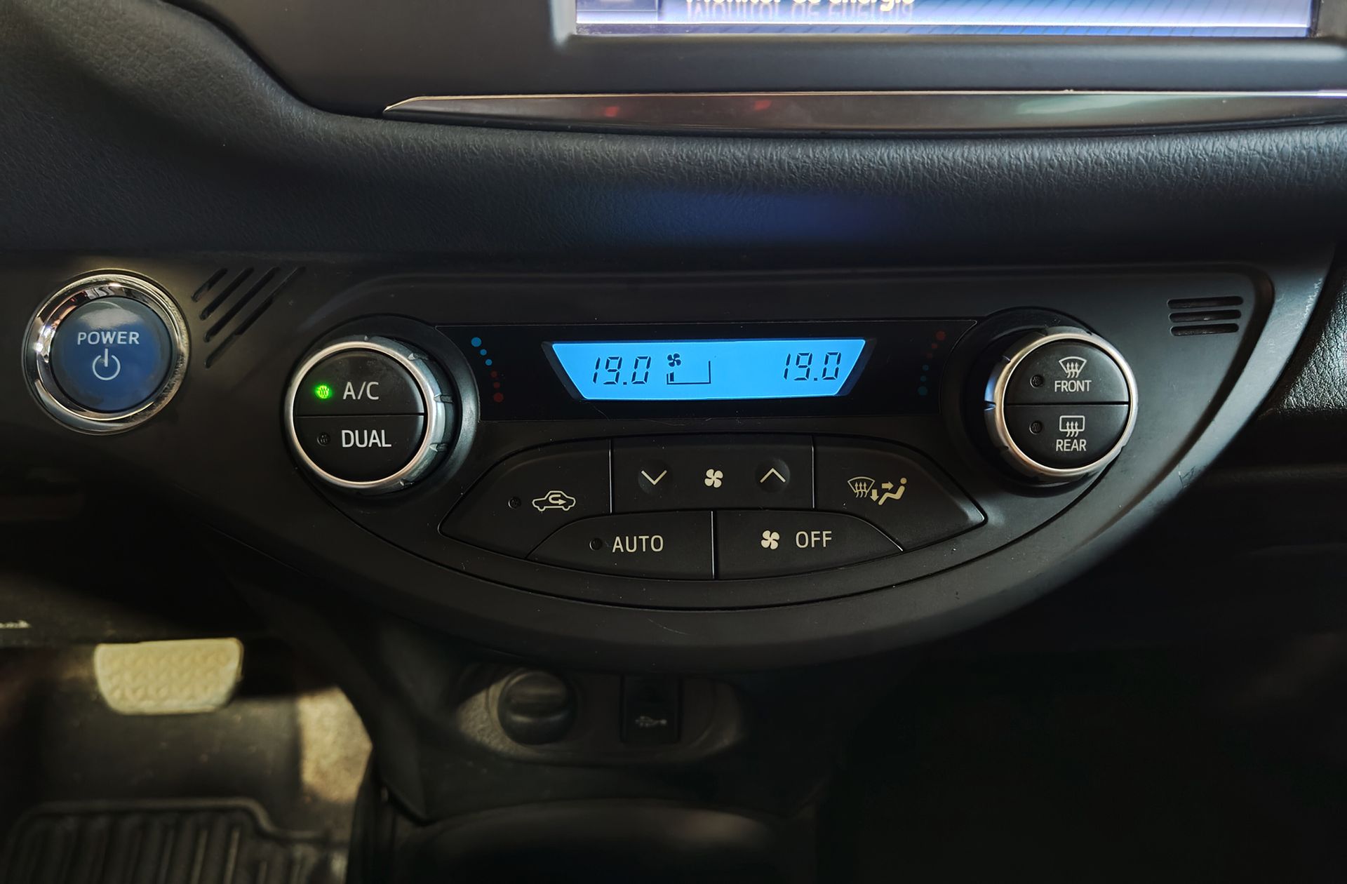Toyota Yaris 1.5 Hybrid Feel - foto 25