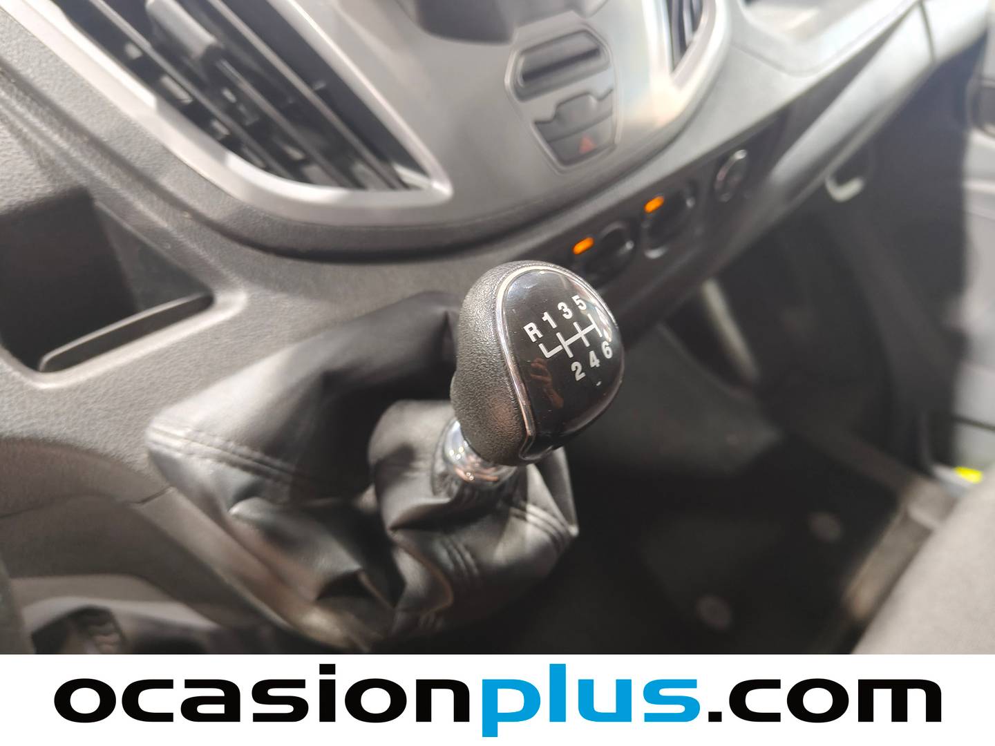 Ford Transit Ford Transit FT 350 L3H2 Trend Delantera (130 CV) 5 Plazas ( Camparizada ) de segunda mano