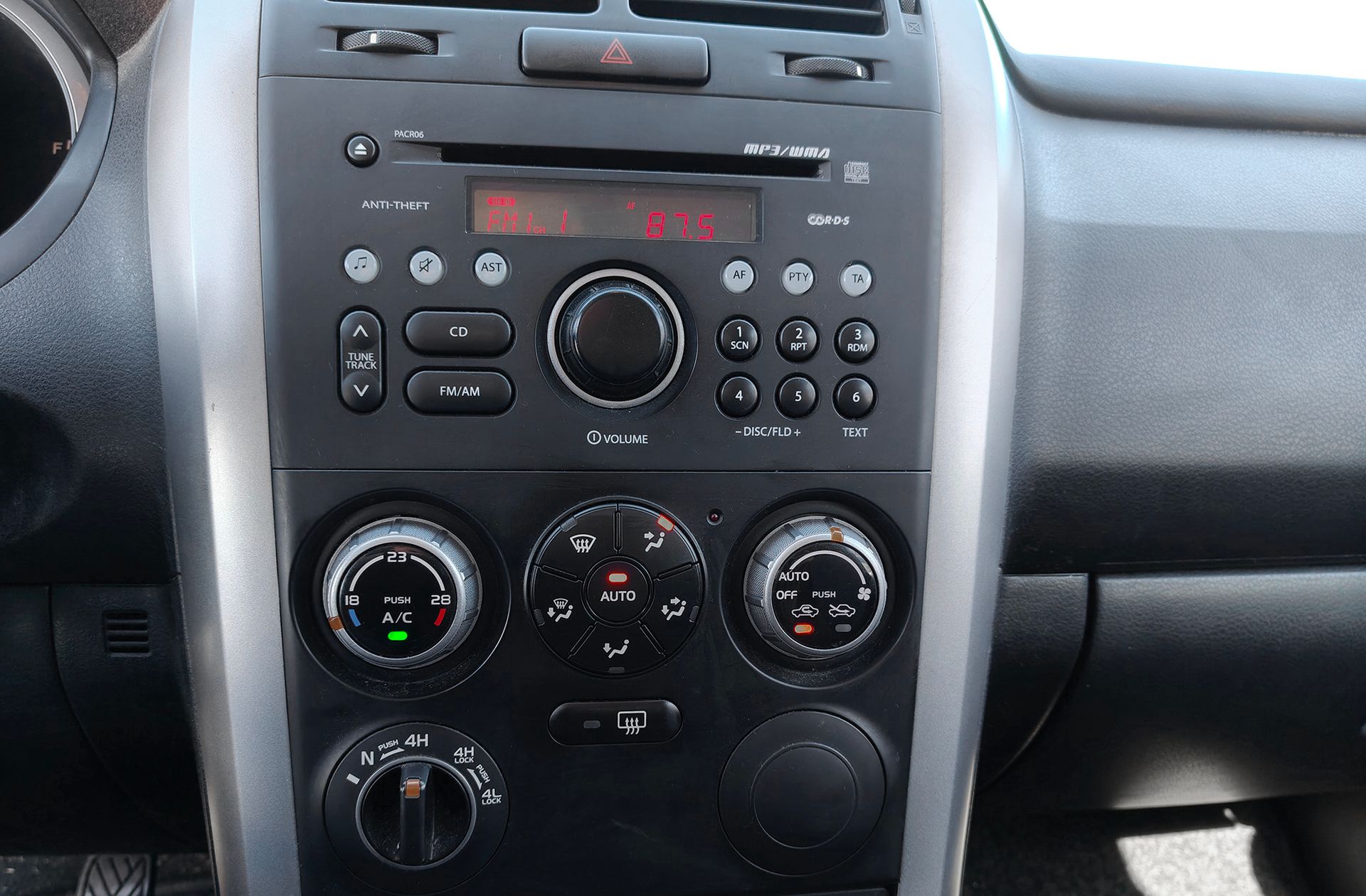 Suzuki Grand Vitara 1.9 Ddis JX-A - foto 24