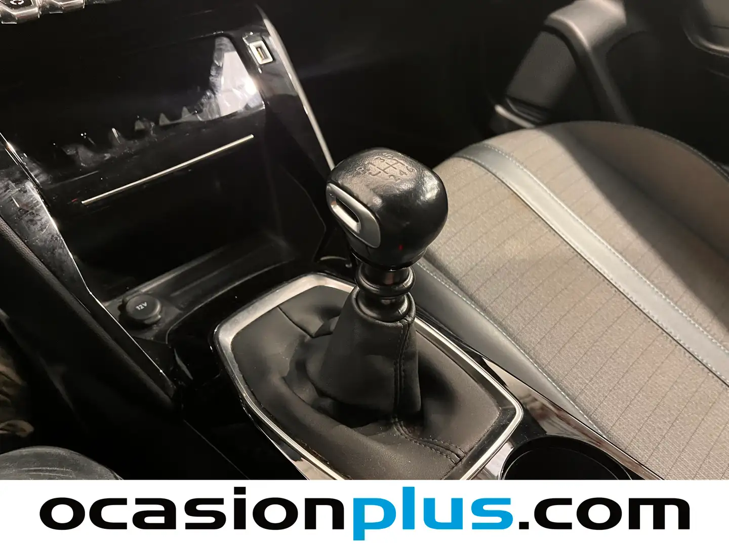 Foto Peugeot 2008 Peugeot 2008 PureTech 100 S&S Allure (100 CV)