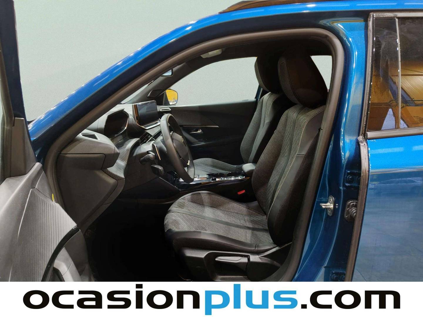 Foto Peugeot 2008 Peugeot 2008 Allure Hybrid eDCS6 107 kW (145 CV)