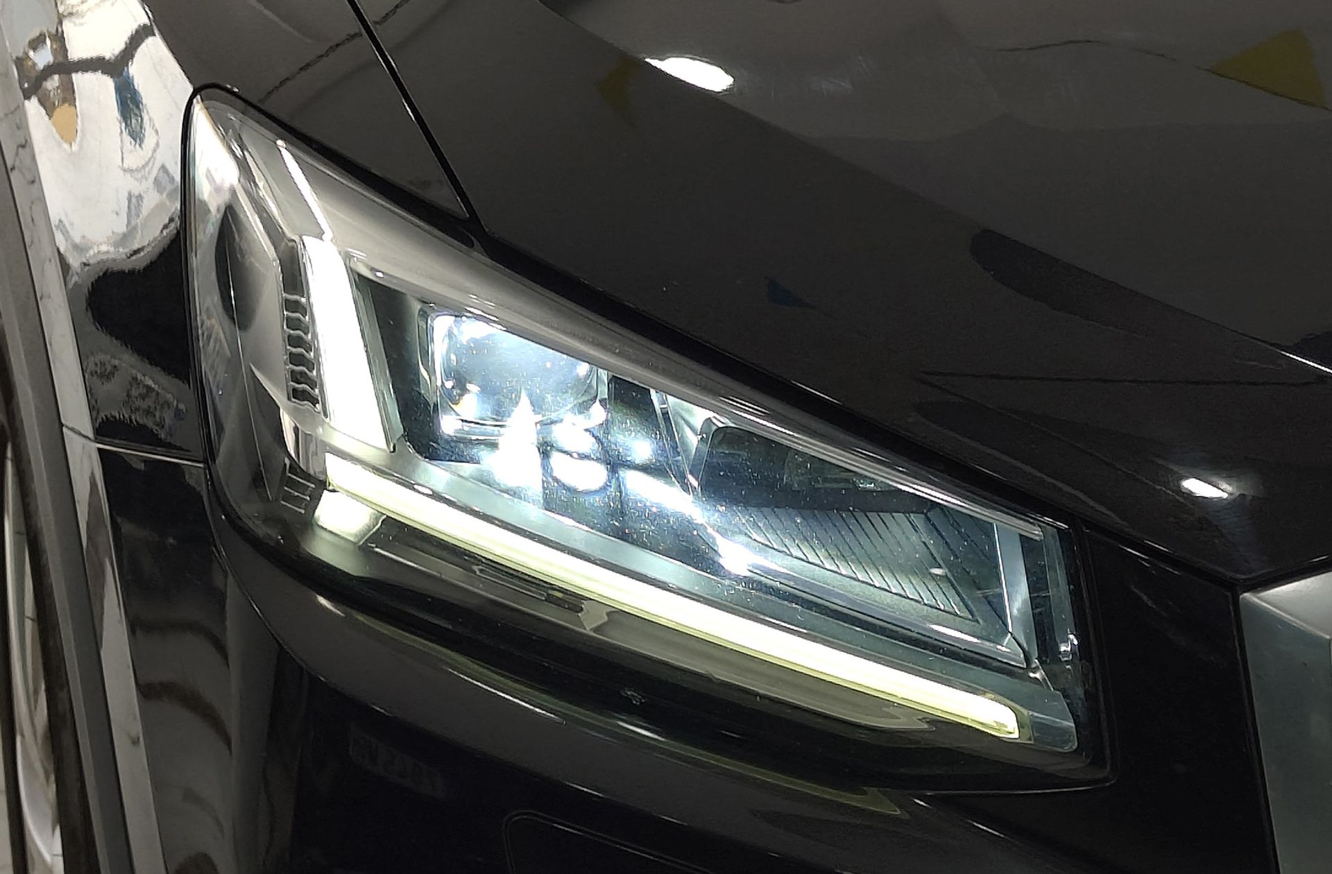 Audi Q2 Advanced 30 TDI S tronic - foto 11