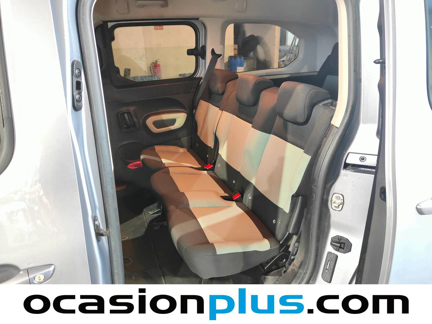 Foto asientos traseros Citroën Berlingo Citroen Berlingo Combi BlueHDi 130 S&S Talla XL Feel (130 CV) 7 Plazas