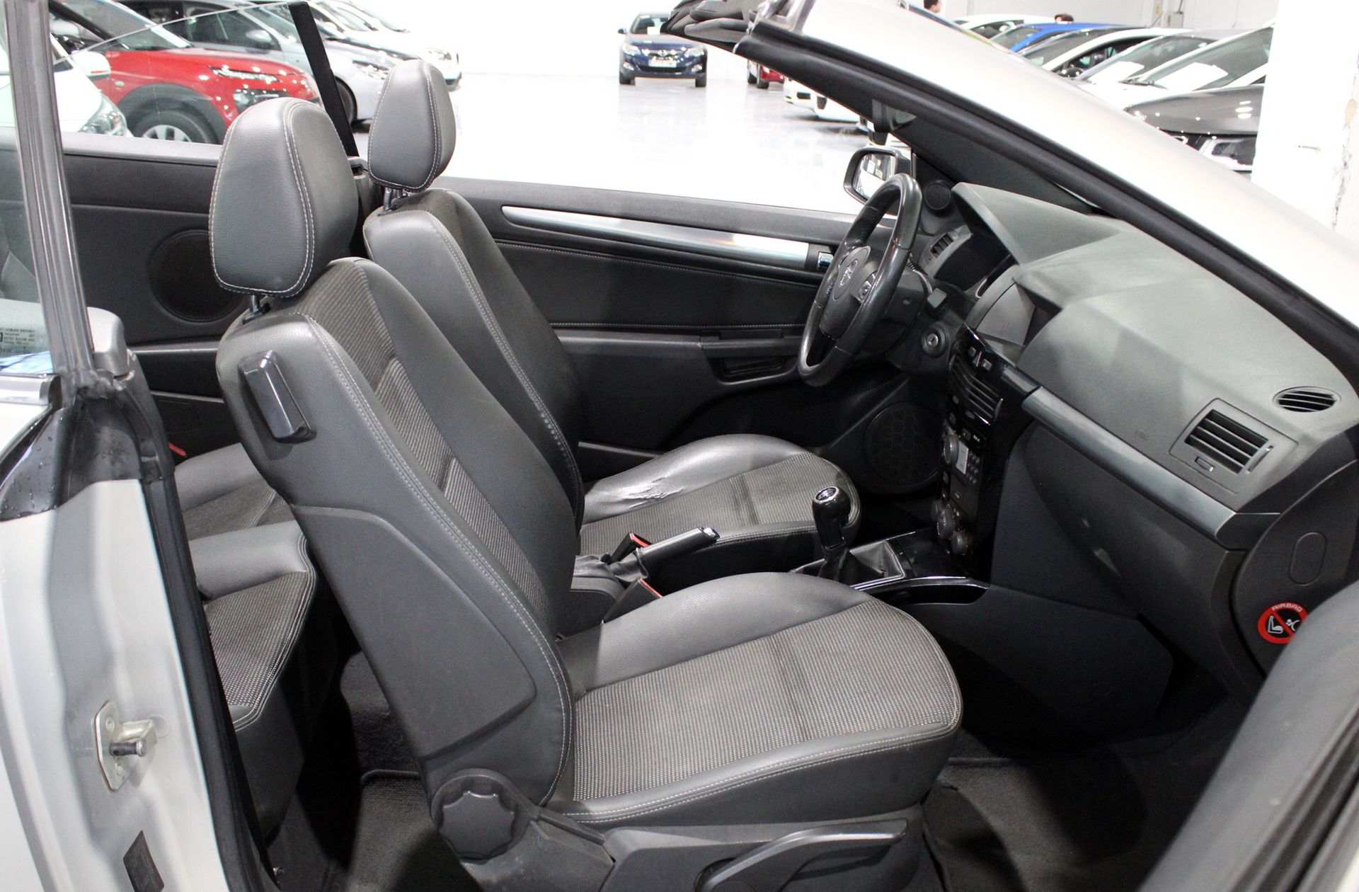 Opel Astra 1.8 Twin Top Cosmo - foto 15